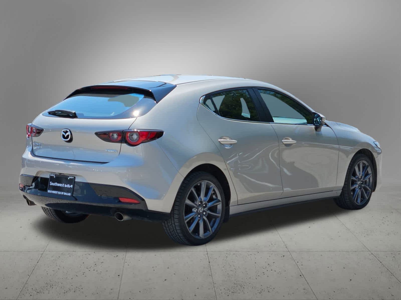 Thumbnail: 2022 Mazda Mazda3 - 6