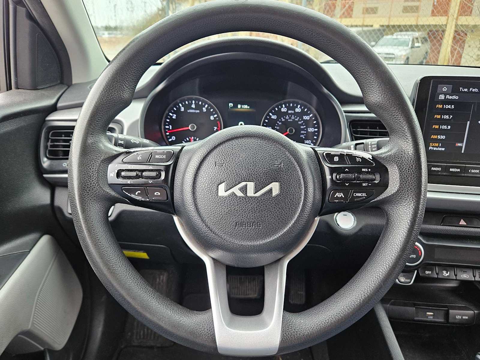 Thumbnail: 2022 Kia Rio - 15