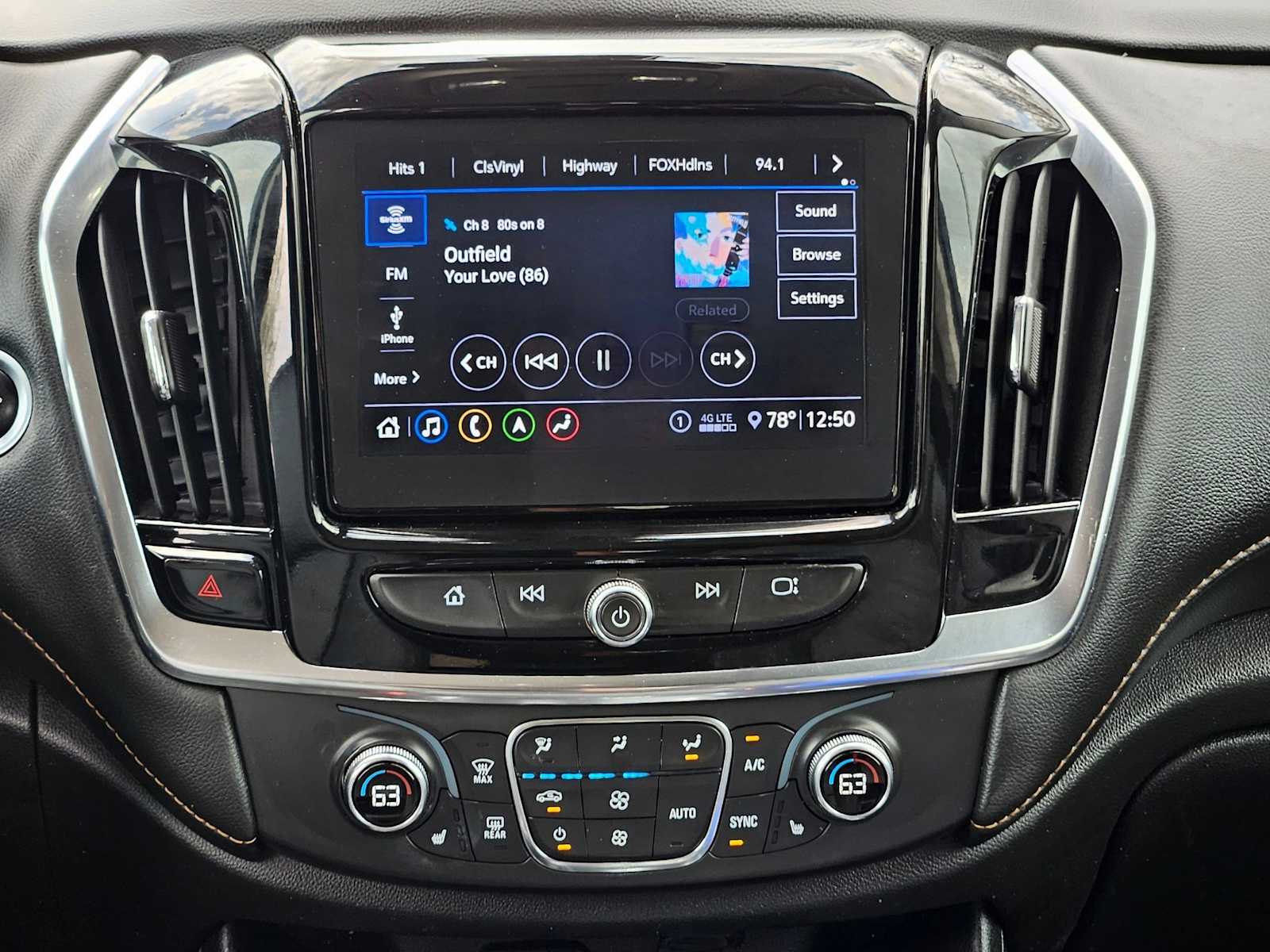 Thumbnail: 2021 Chevrolet Traverse - 27