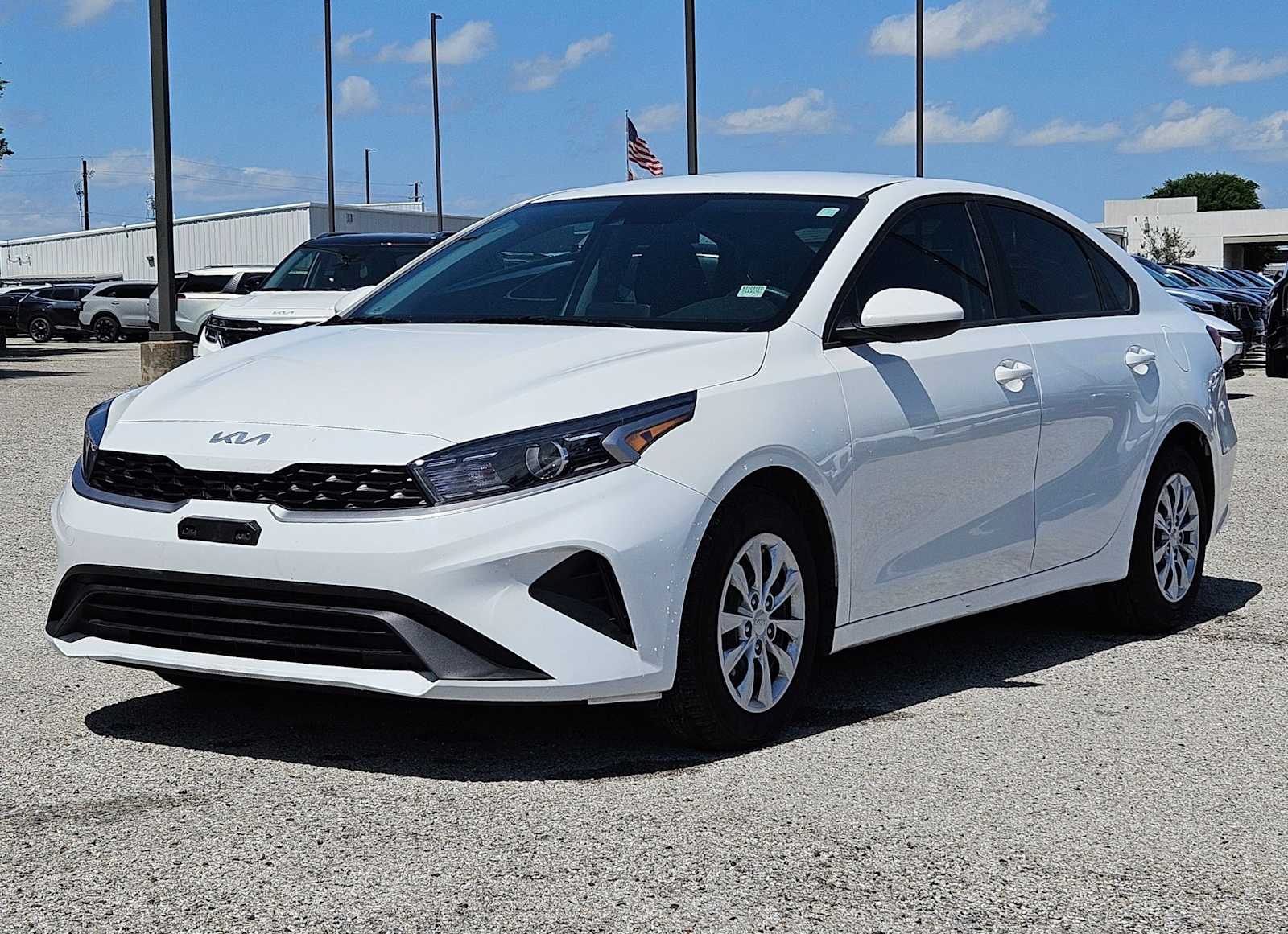 Thumbnail: 2024 Kia Forte - 10