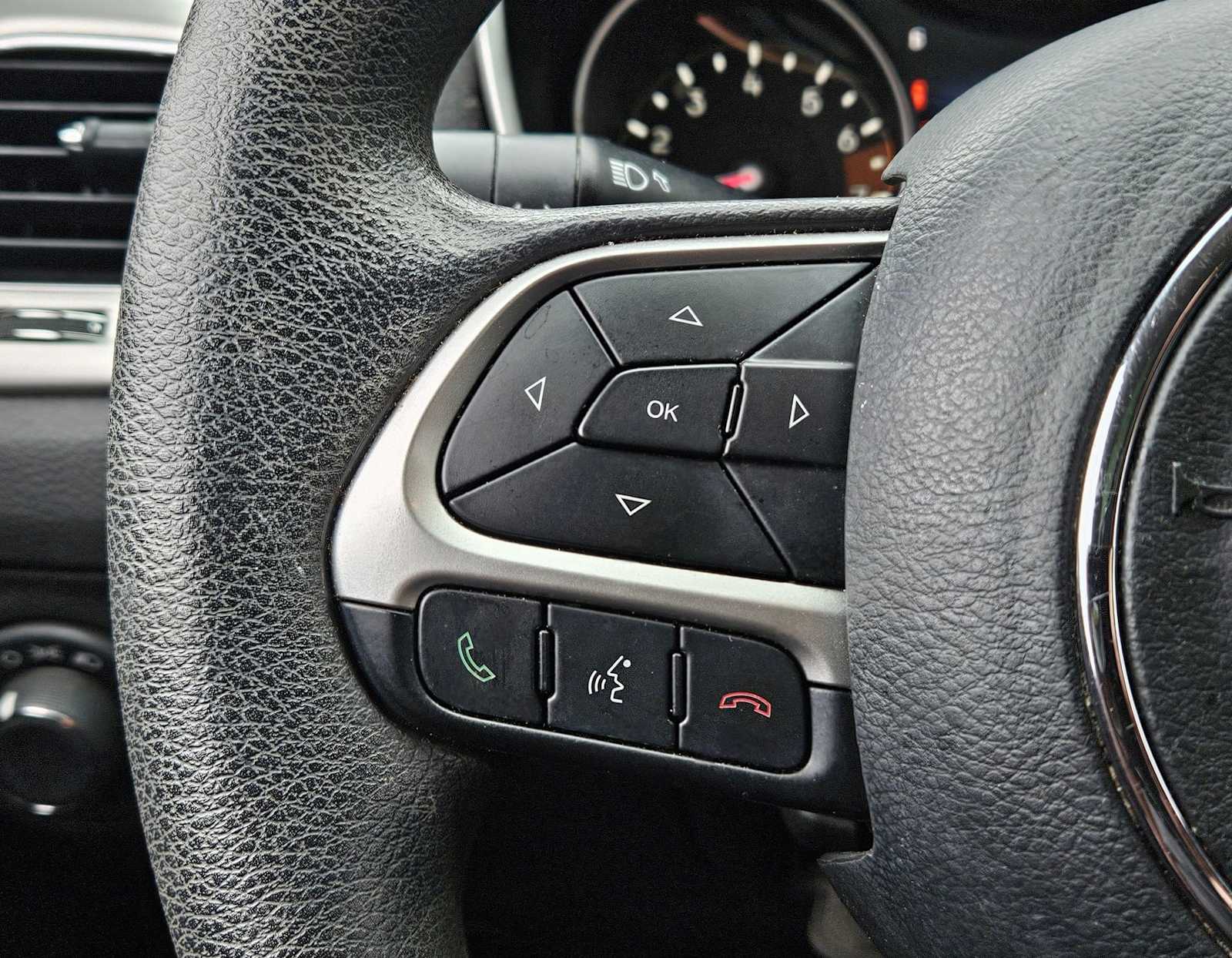 Thumbnail: 2019 Jeep Compass - 15