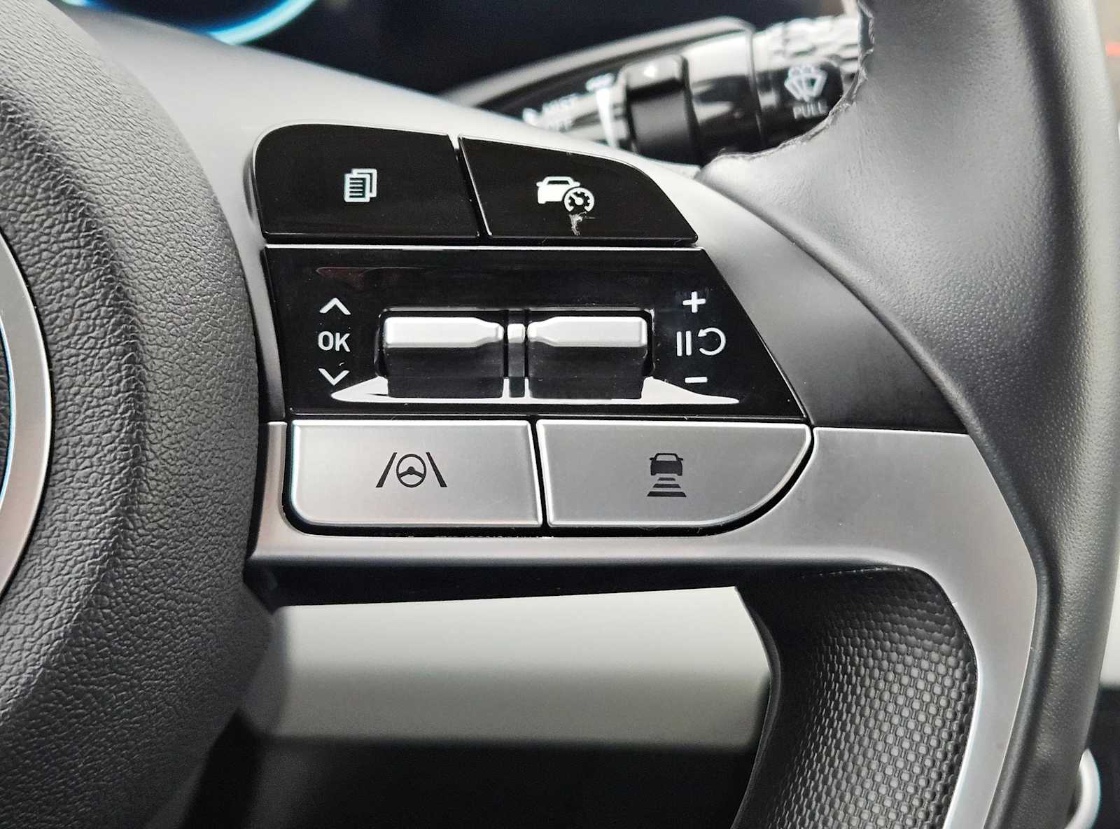 Thumbnail: 2024 Hyundai Elantra - 21