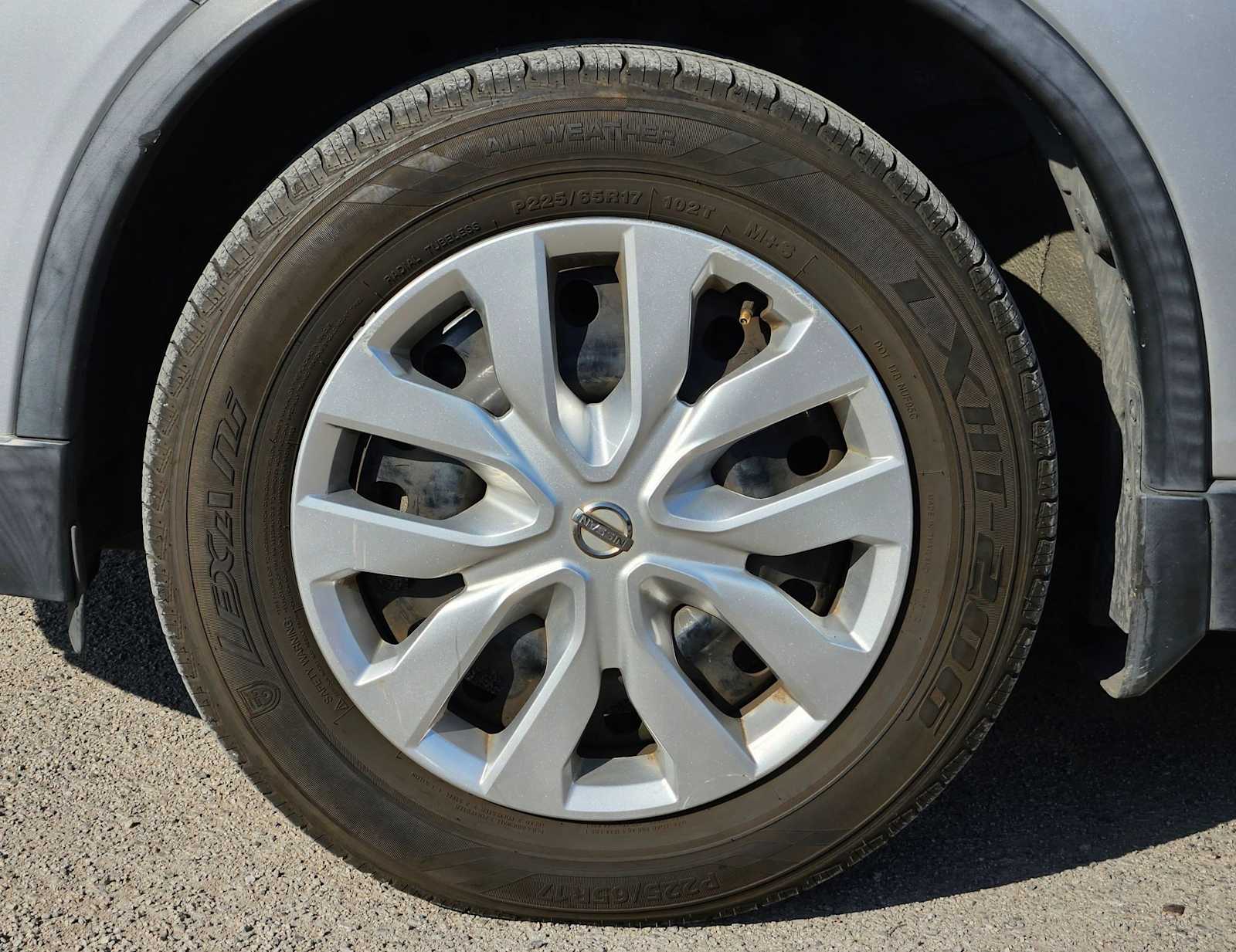 Thumbnail: 2018 Nissan Rogue - 12