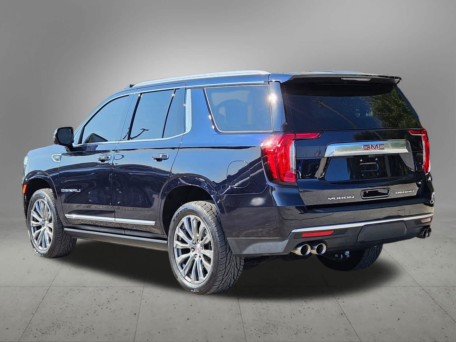 2021 Gmc Yukon Denali photo 4