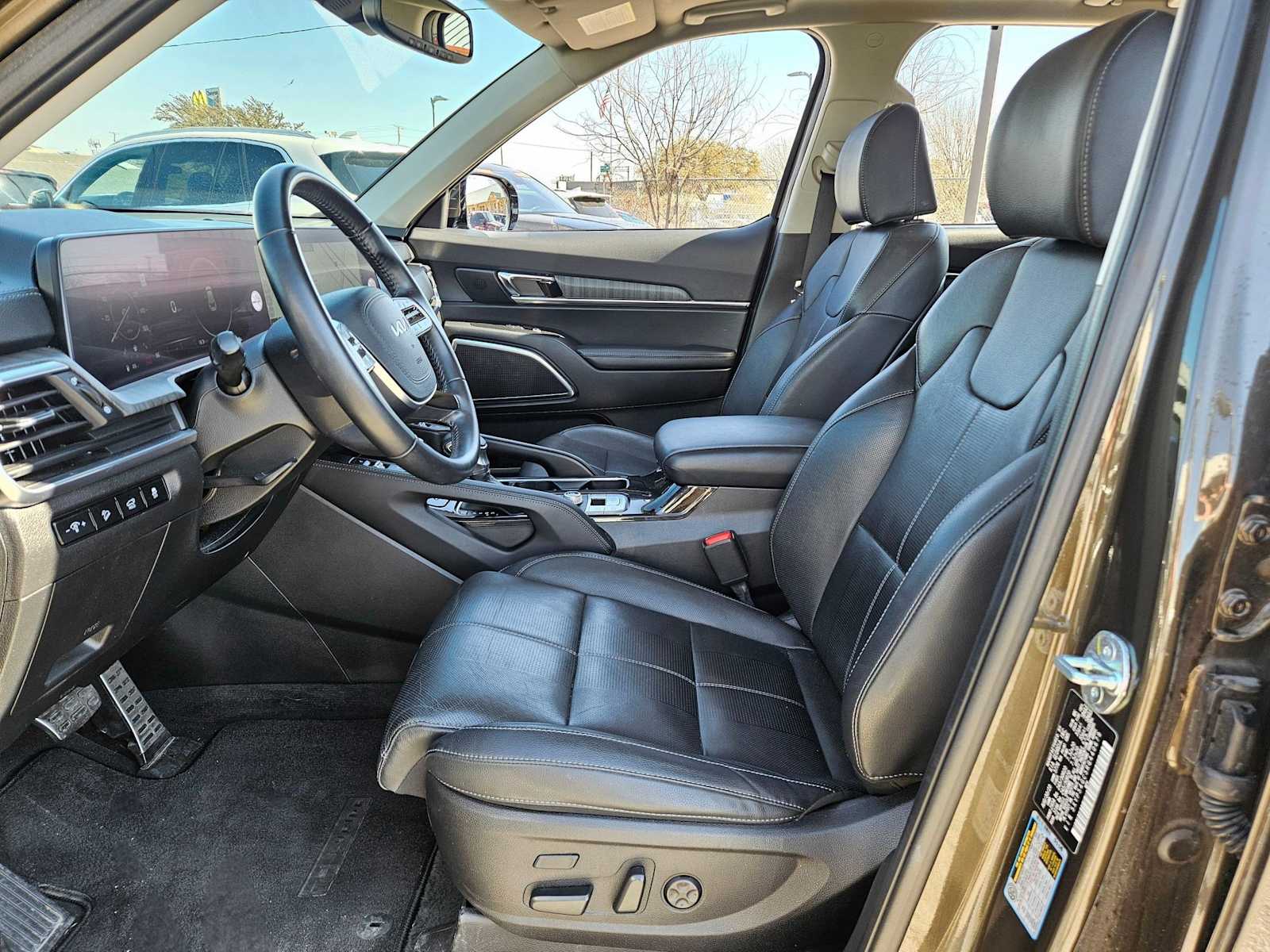 Thumbnail: 2024 Kia Telluride - 15