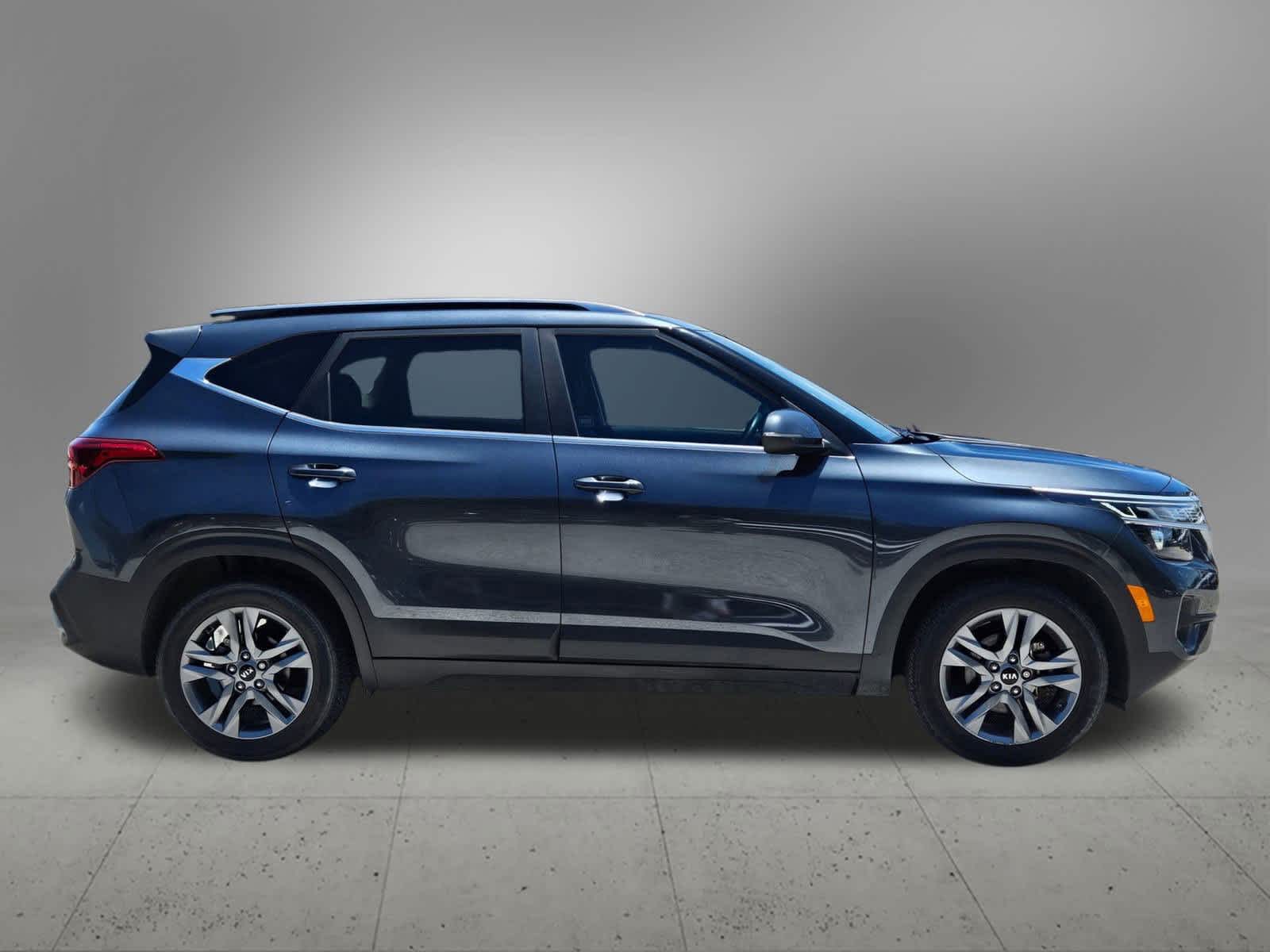 Thumbnail: 2021 Kia Seltos - 6