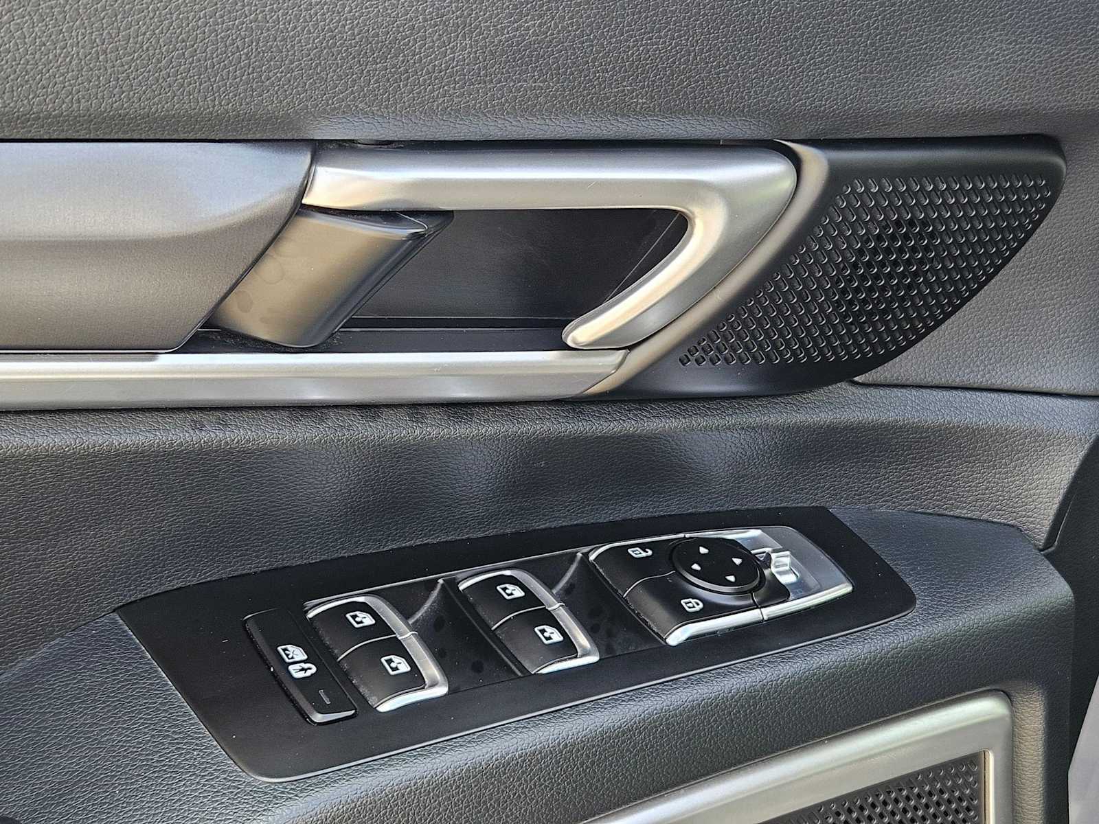 Thumbnail: 2025 Kia Telluride - 24