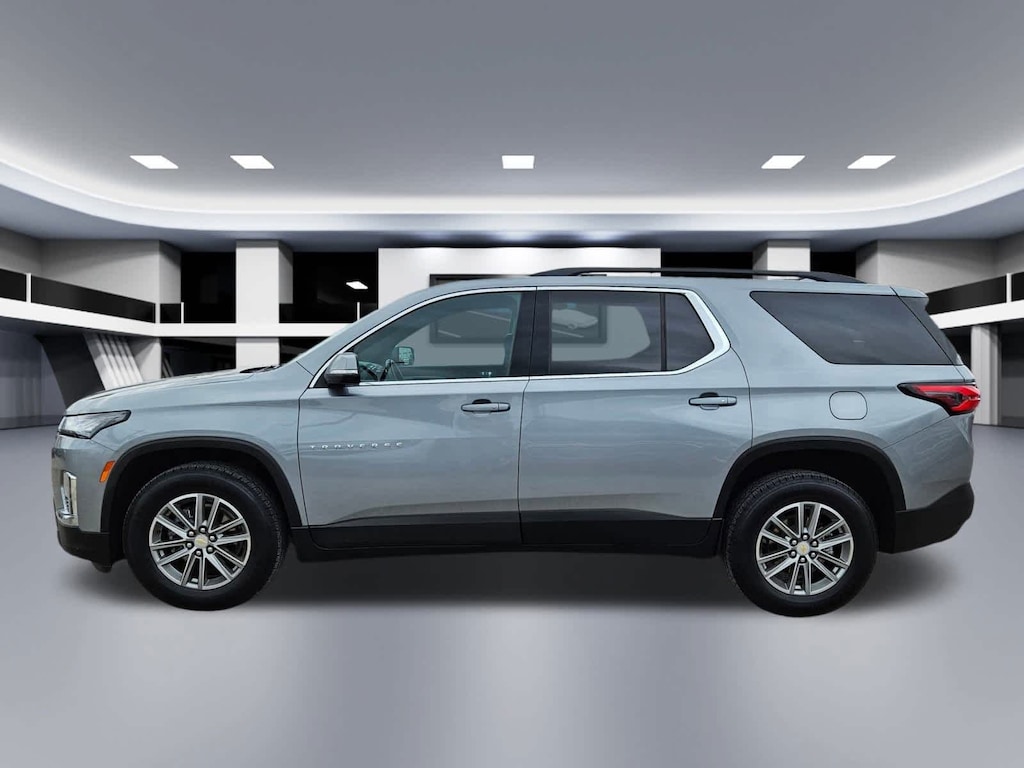 Used 2023 Chevrolet Traverse LT Leather SUV
