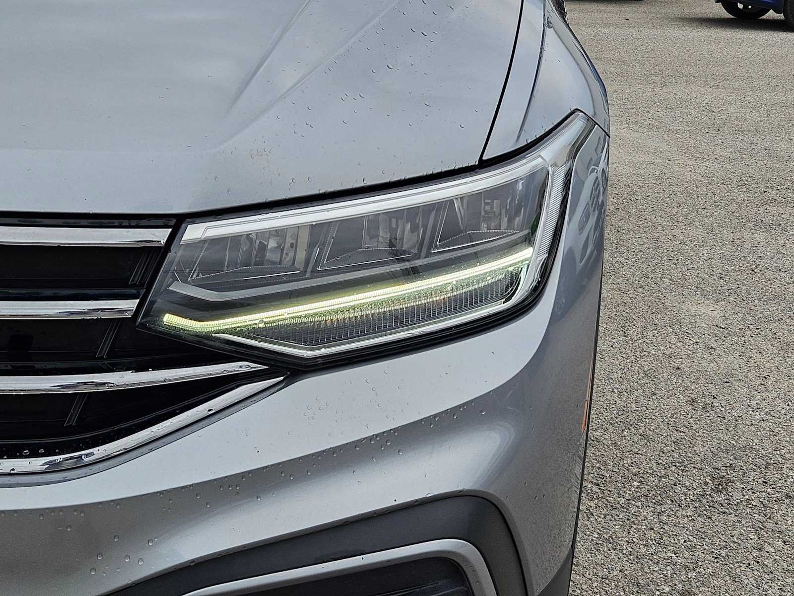 Thumbnail: 2024 Volkswagen Tiguan - 11