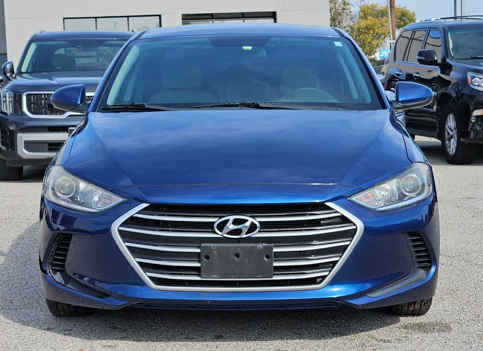 Thumbnail: 2017 Hyundai Elantra - 8