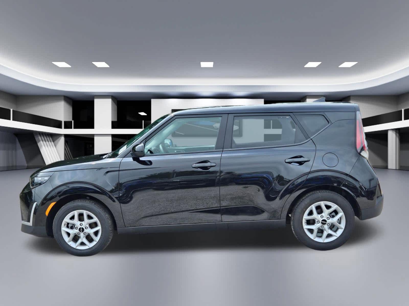 Thumbnail: 2025 Kia Soul - 2