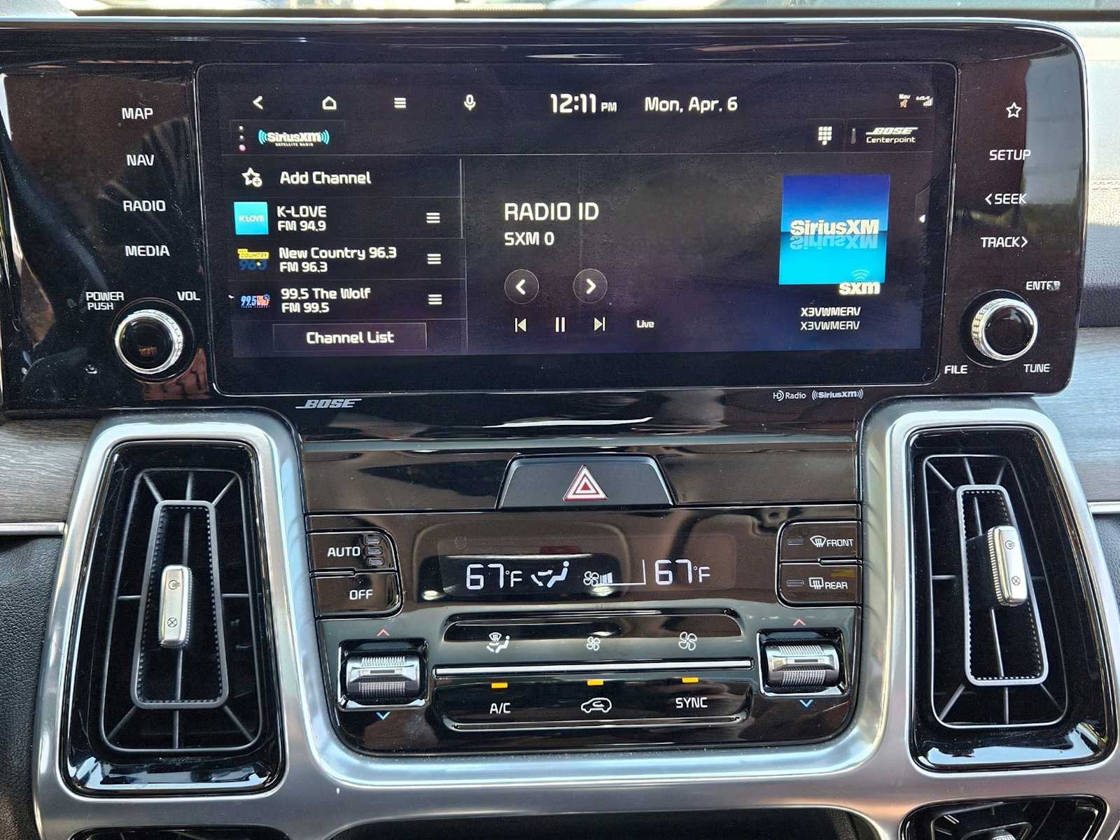 Thumbnail: 2023 Kia Sorento - 18