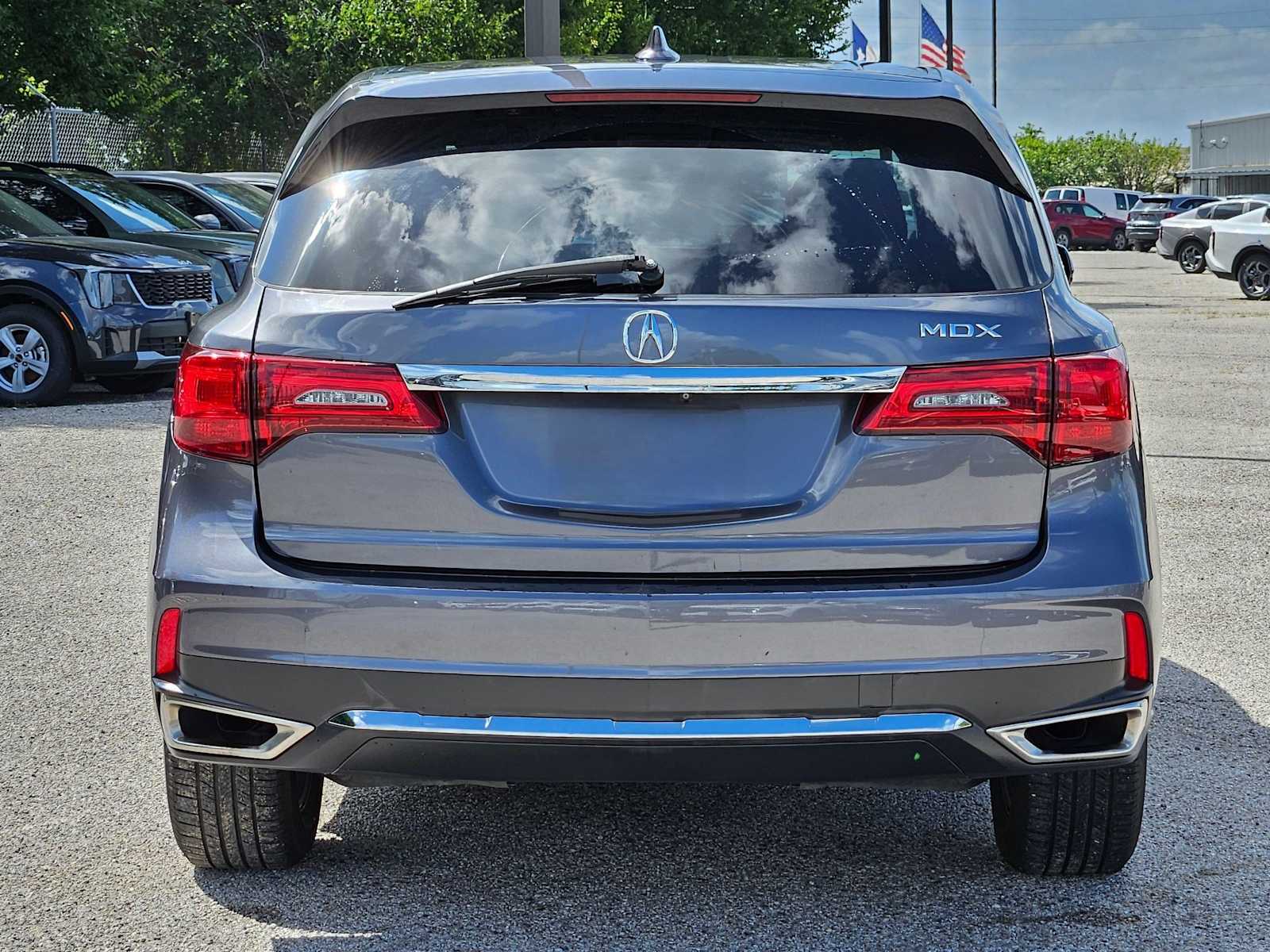 Thumbnail: 2017 Acura MDX - 4