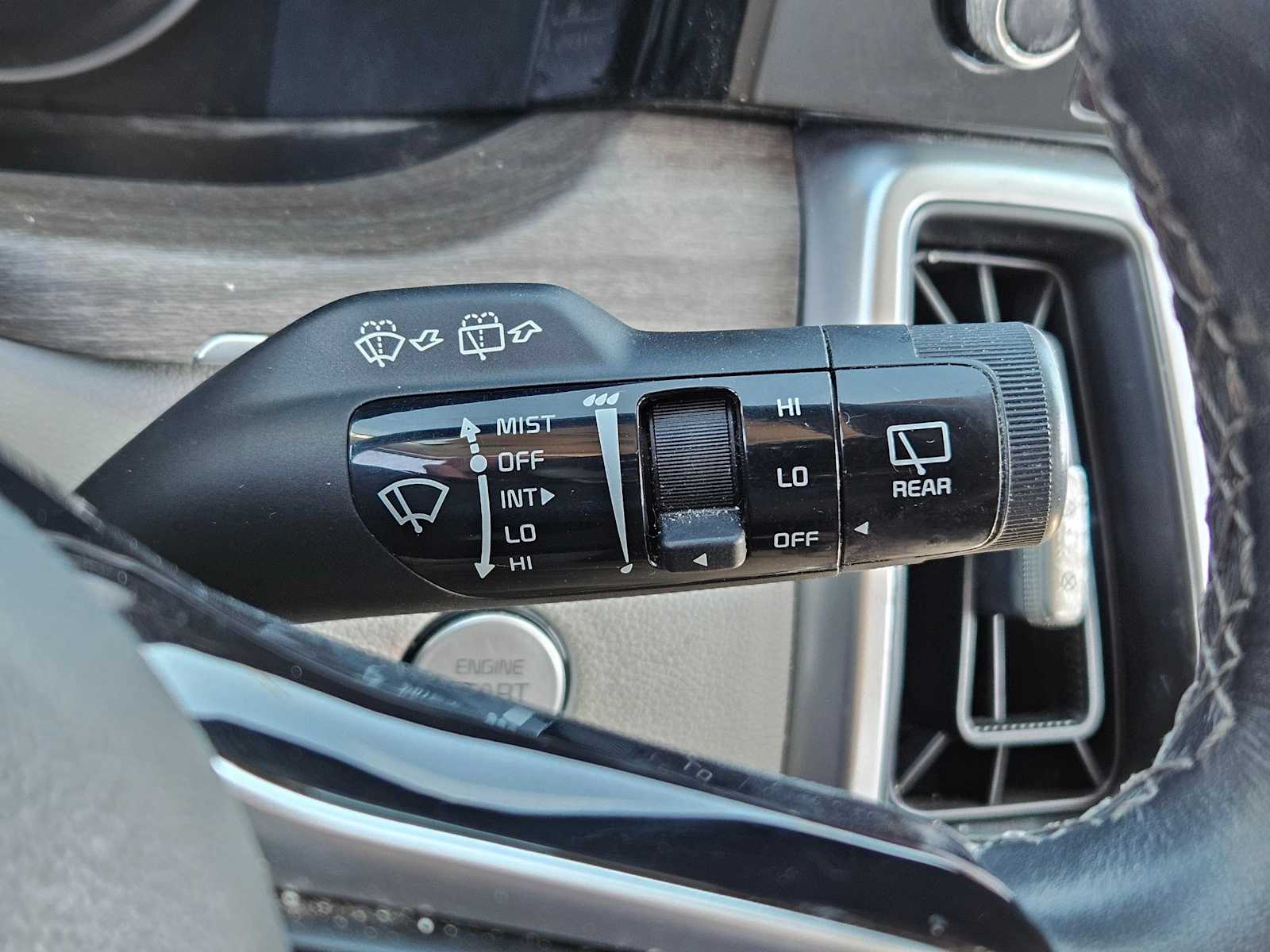 Thumbnail: 2022 Kia Sorento - 16