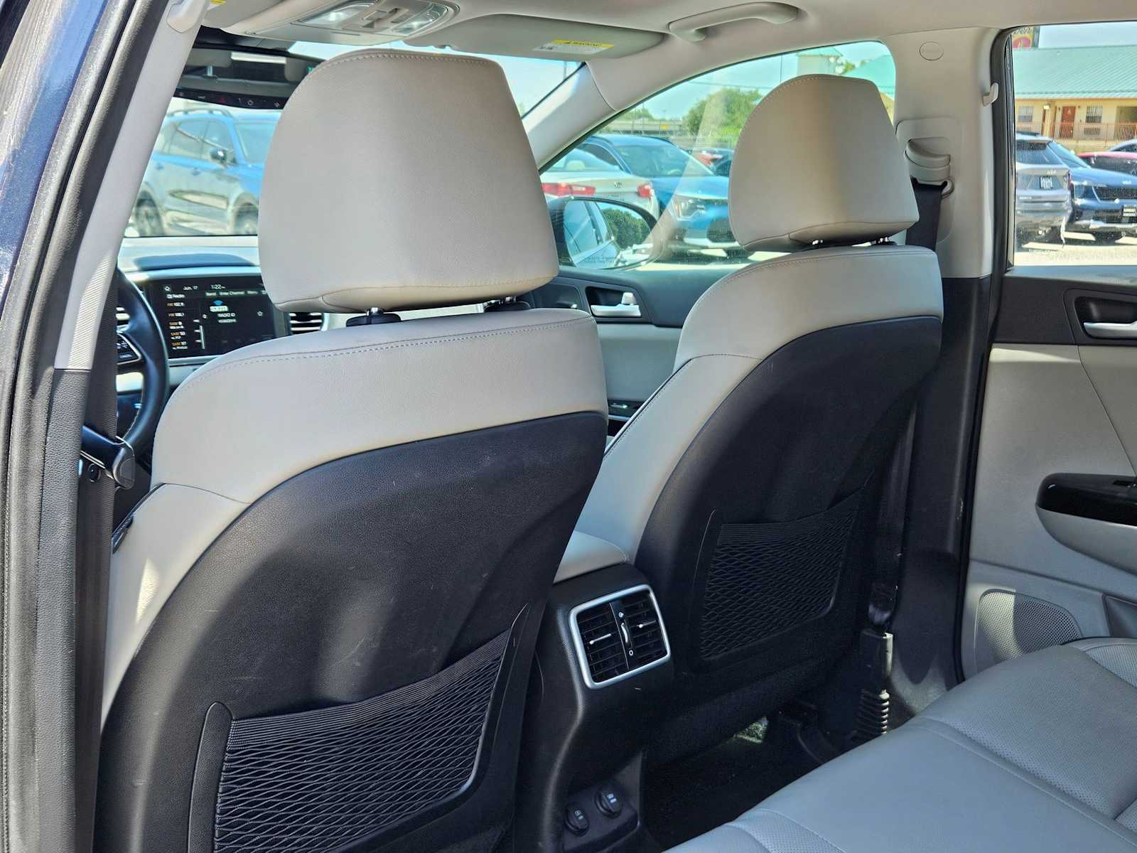 2022 Kia Sportage EX 14
