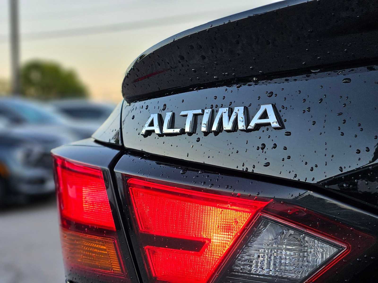 2022 Nissan Altima SL 11