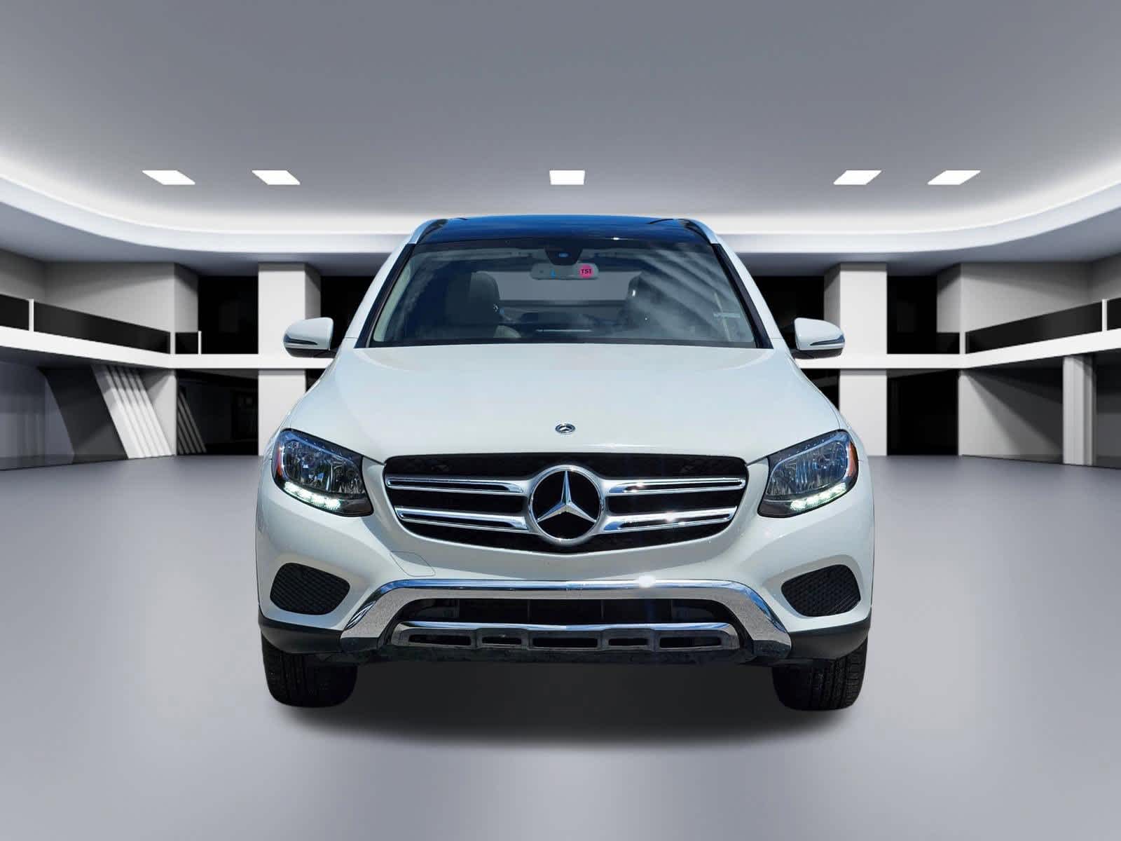 Thumbnail: 2019 Mercedes-Benz GLC - 9