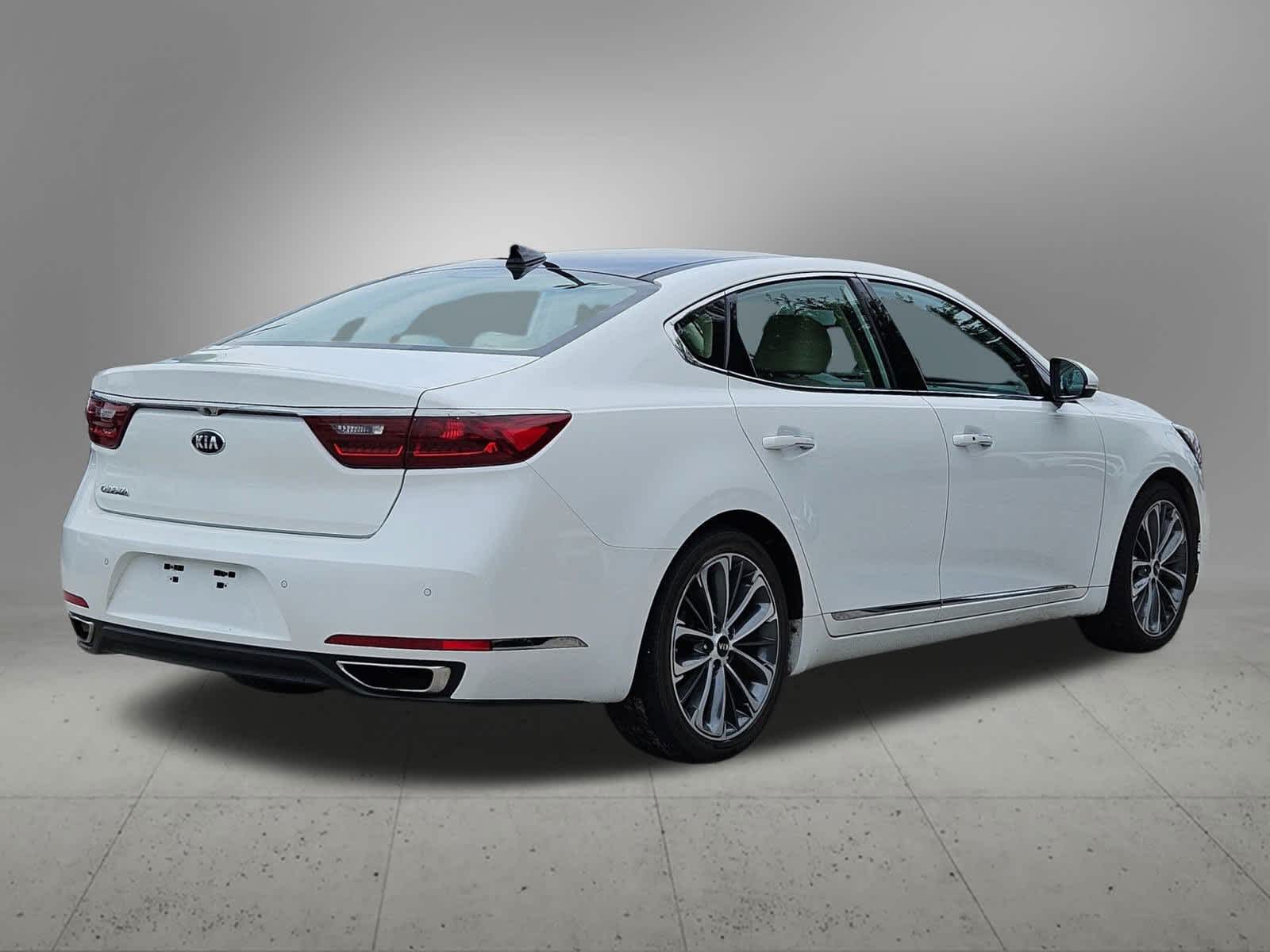 2019 Kia Cadenza Technology 6