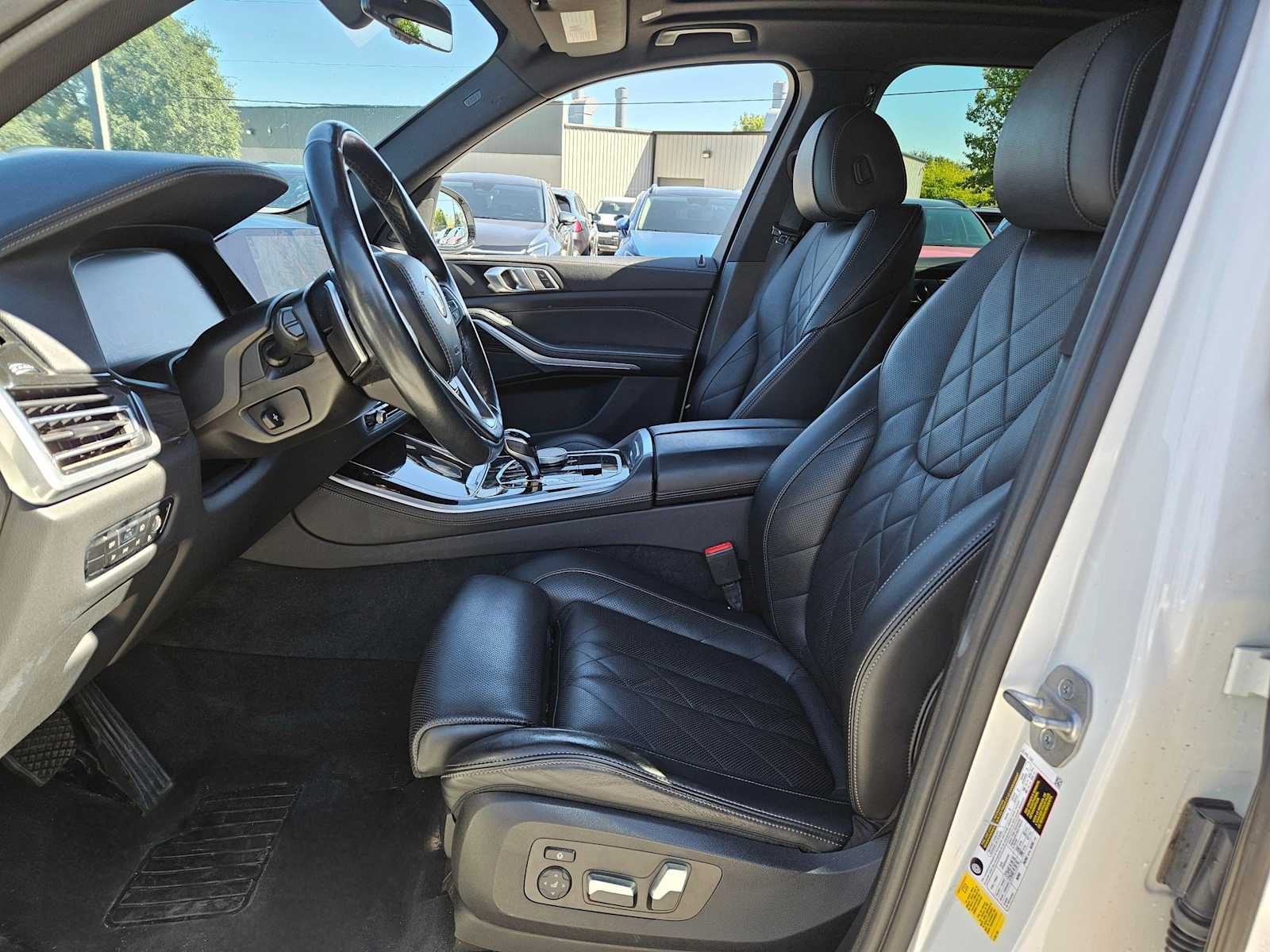 Thumbnail: 2023 BMW X5 - 16