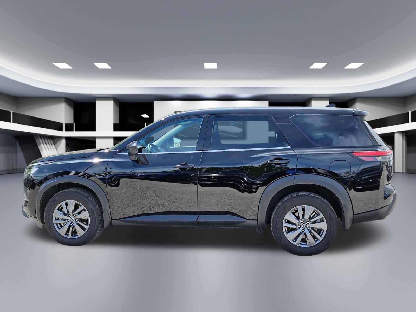 Thumbnail: 2025 Nissan Pathfinder - 3