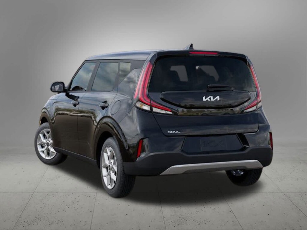 New 2025 Kia Soul LX Hatchback