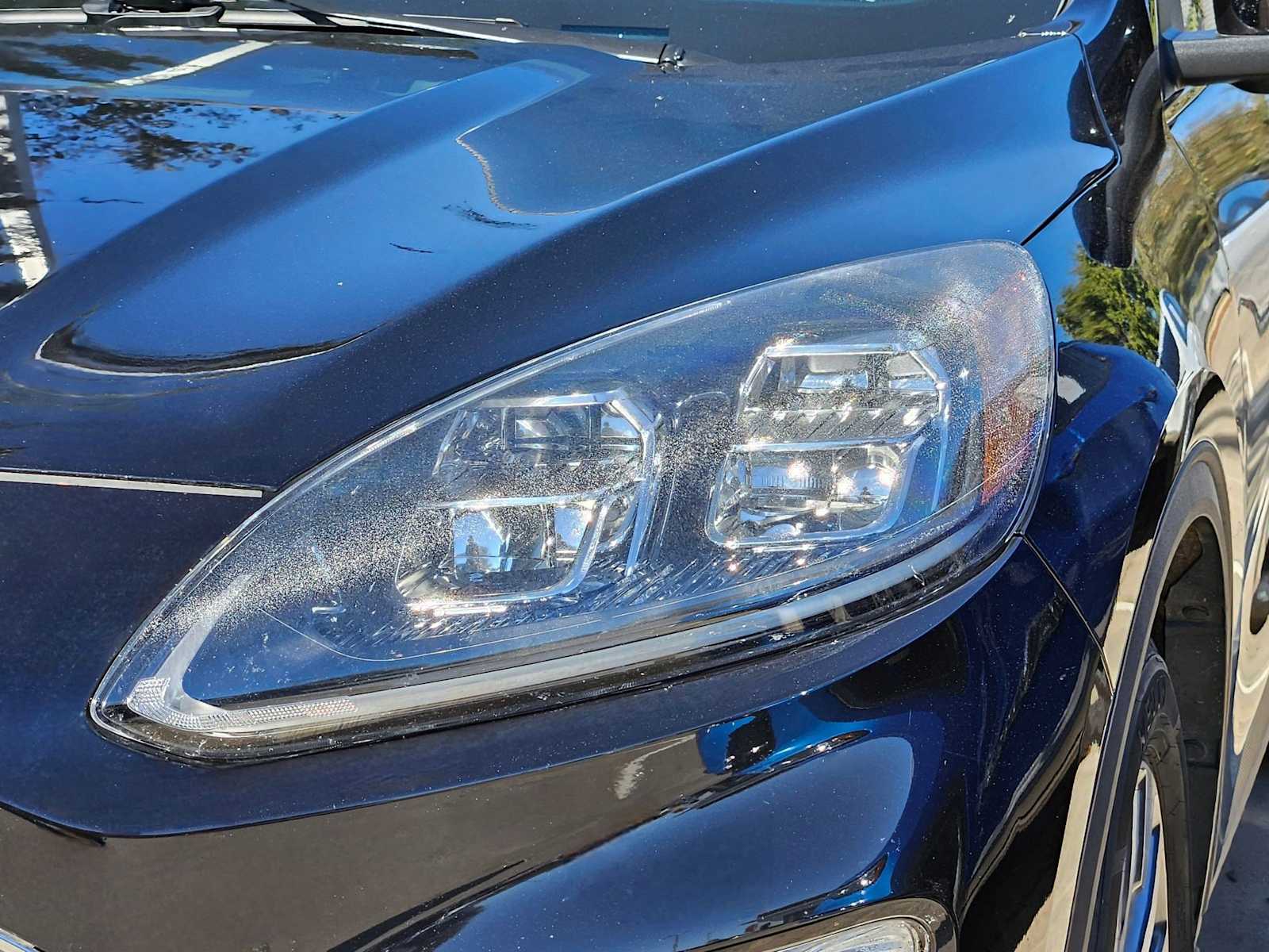 Thumbnail: 2020 Ford Escape - 10