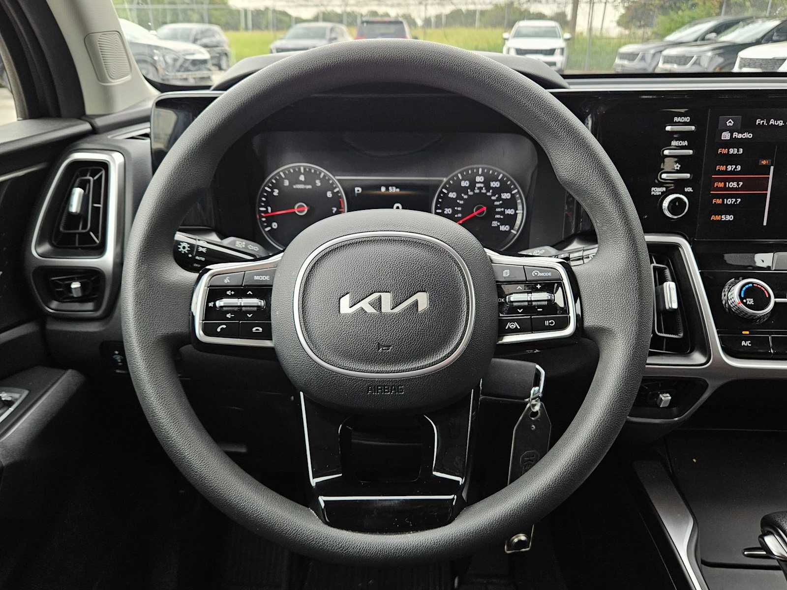 Thumbnail: 2023 Kia Sorento - 15