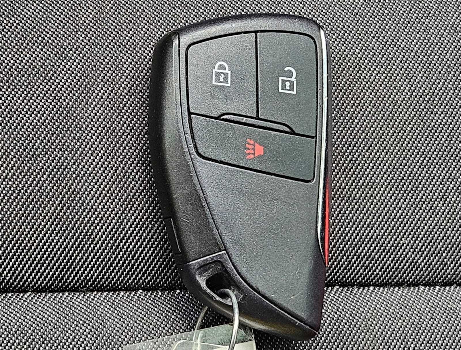 Thumbnail: 2023 Chevrolet Colorado - 17