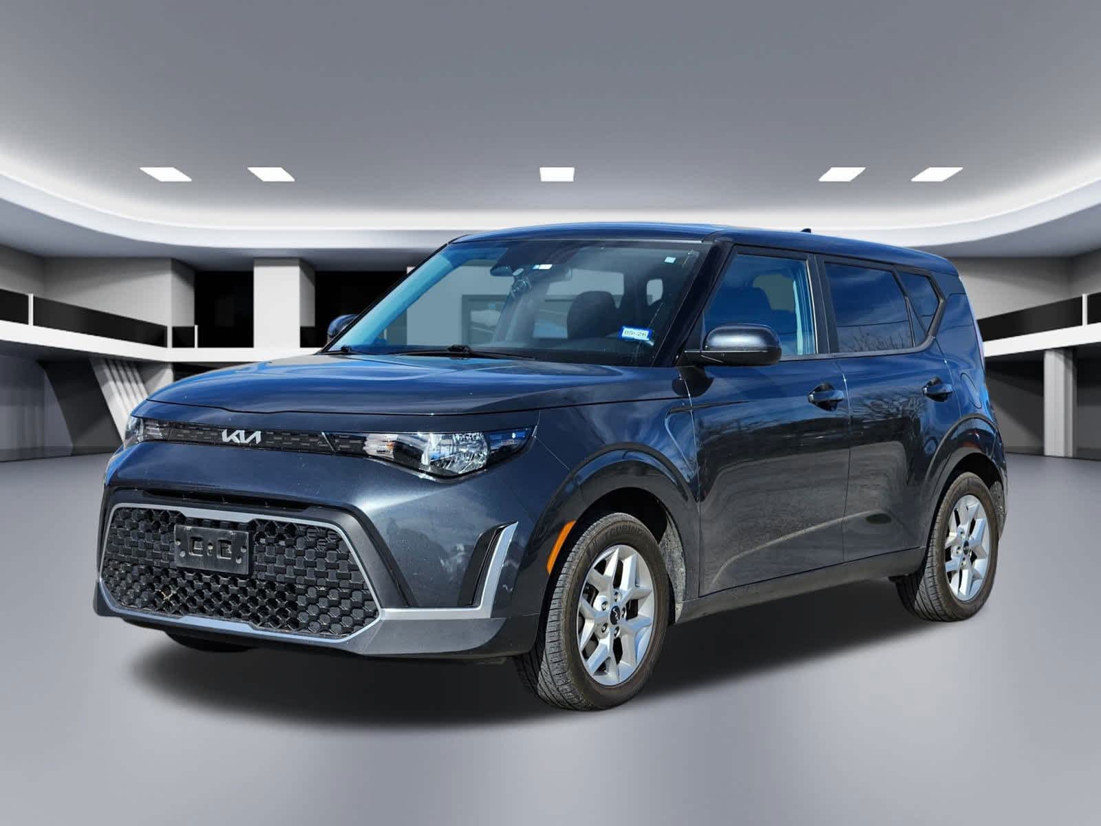 Thumbnail: 2023 Kia Soul - 9