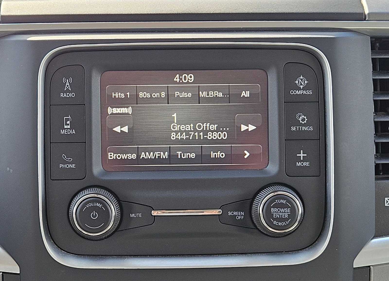 Thumbnail: 2024 RAM 1500 Classic - 21