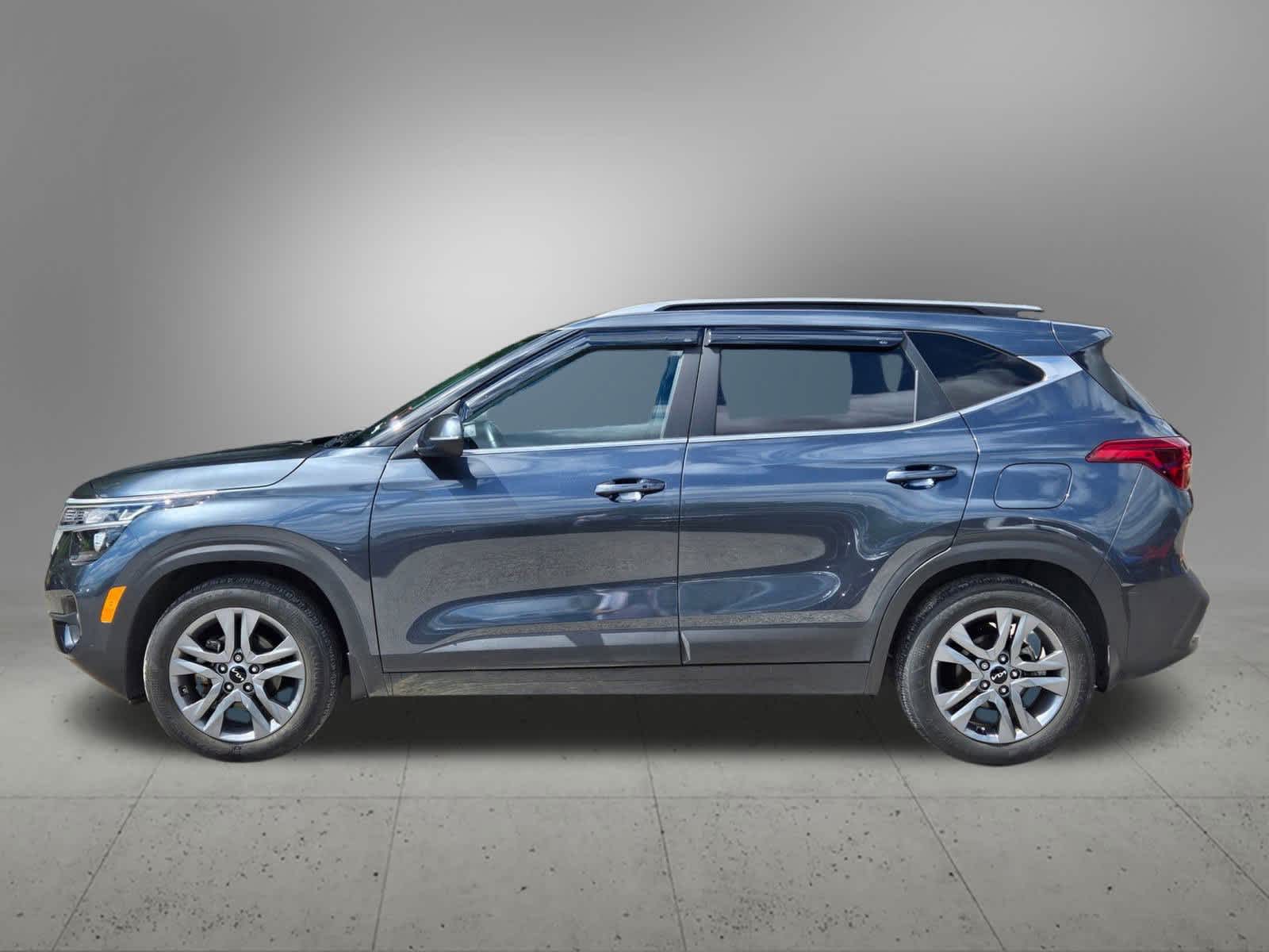 Thumbnail: 2022 Kia Seltos - 2