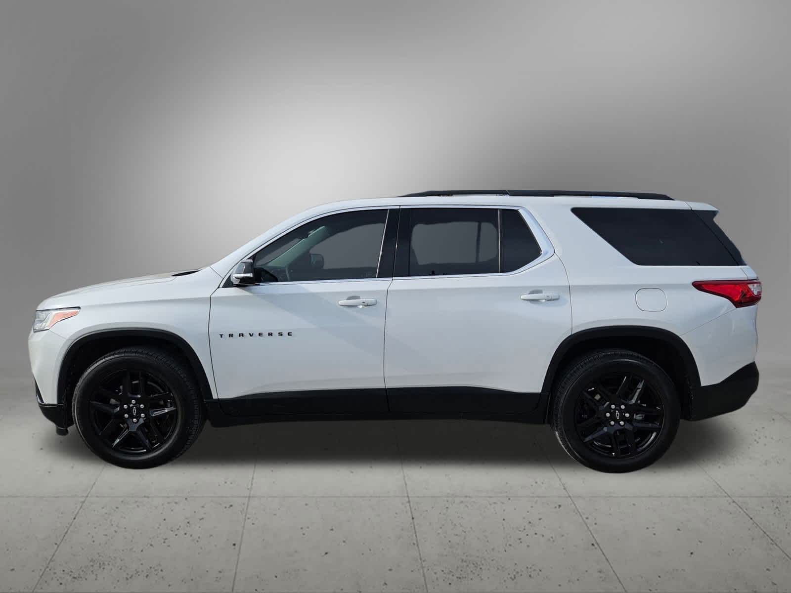 Thumbnail: 2020 Chevrolet Traverse - 3