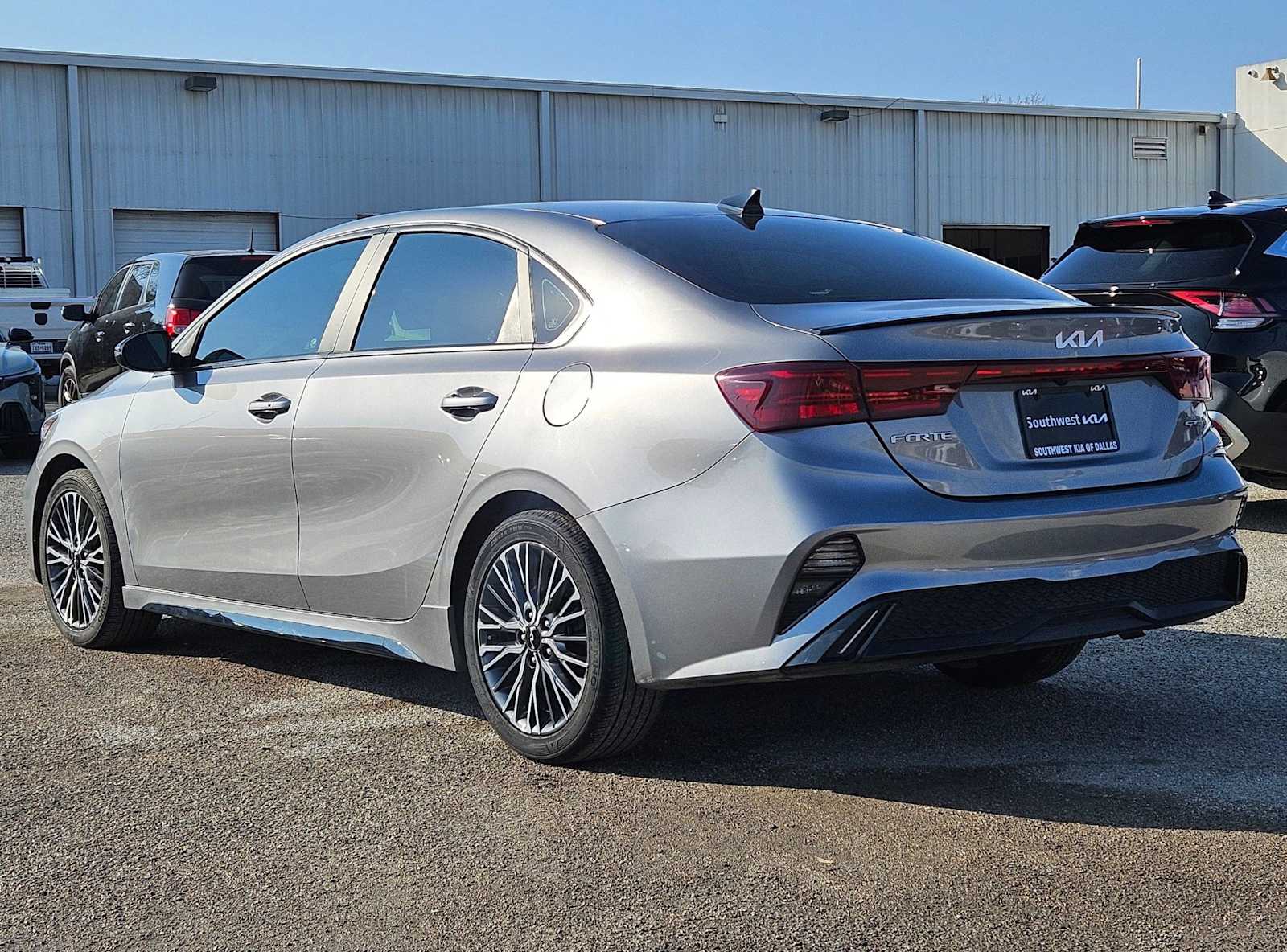 Thumbnail: 2024 Kia Forte - 4