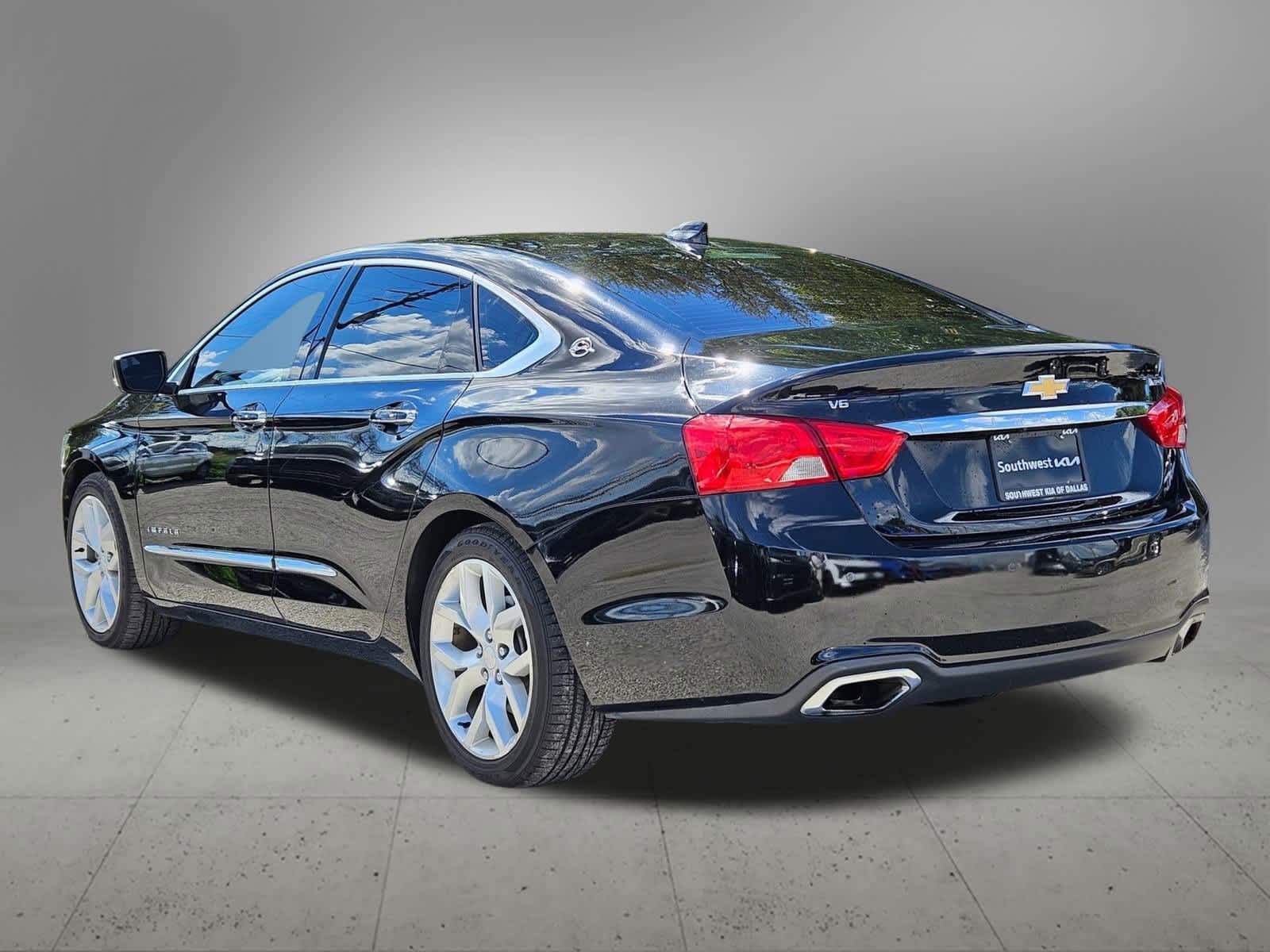 2019 Chevrolet Impala Premier photo 3