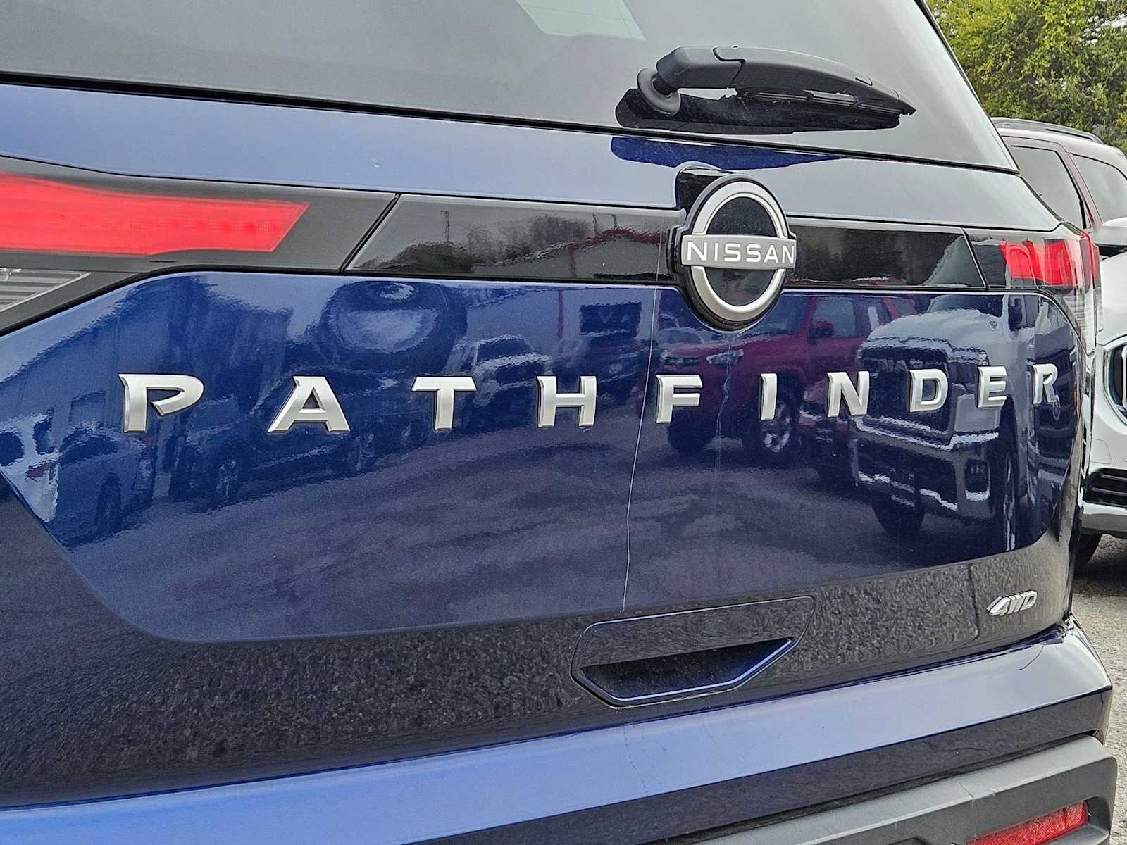 Thumbnail: 2025 Nissan Pathfinder - 12