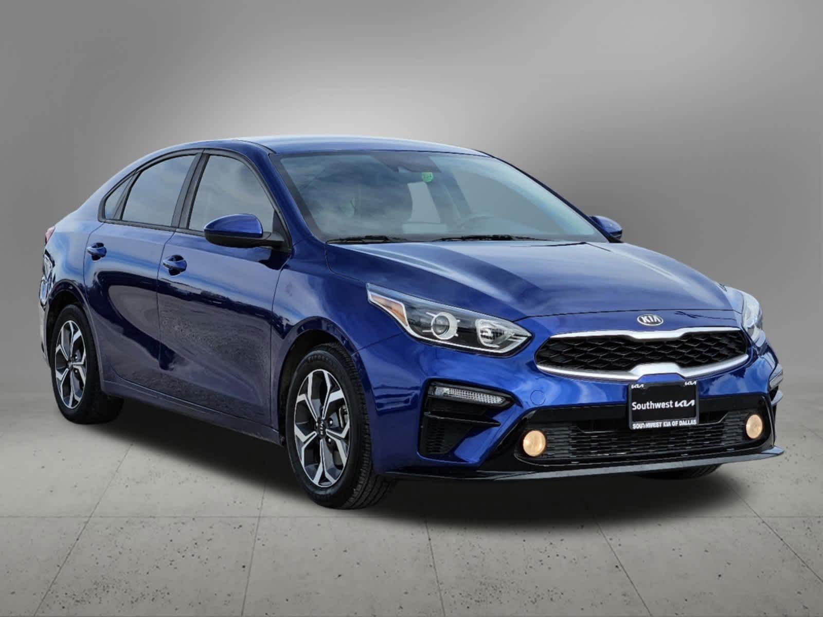 Thumbnail: 2020 Kia Forte - 8