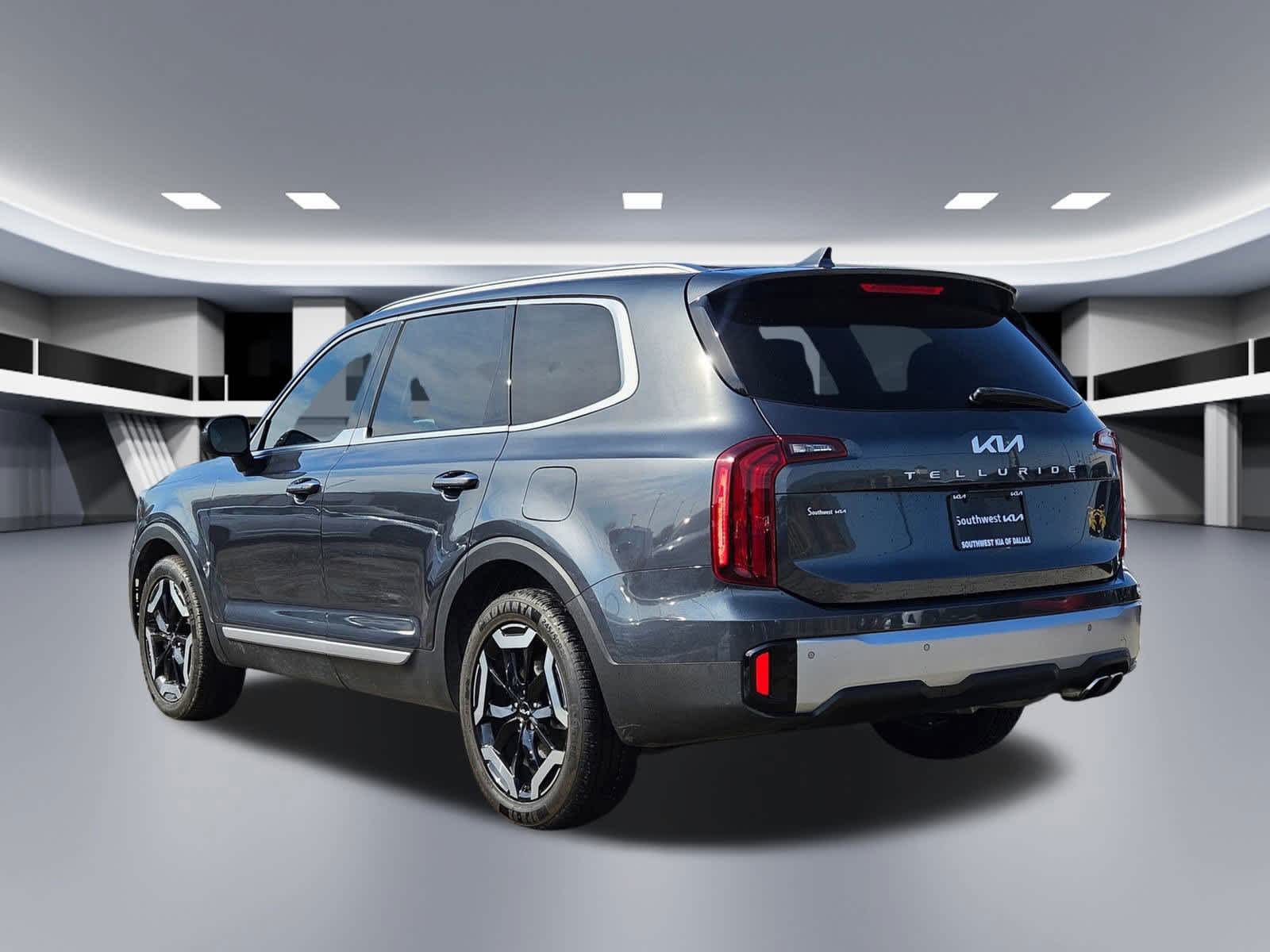 Thumbnail: 2023 Kia Telluride - 5