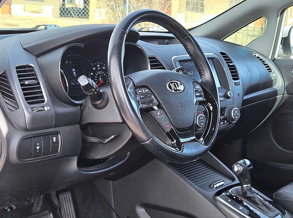 Used 2017 Kia Forte EX Sedan