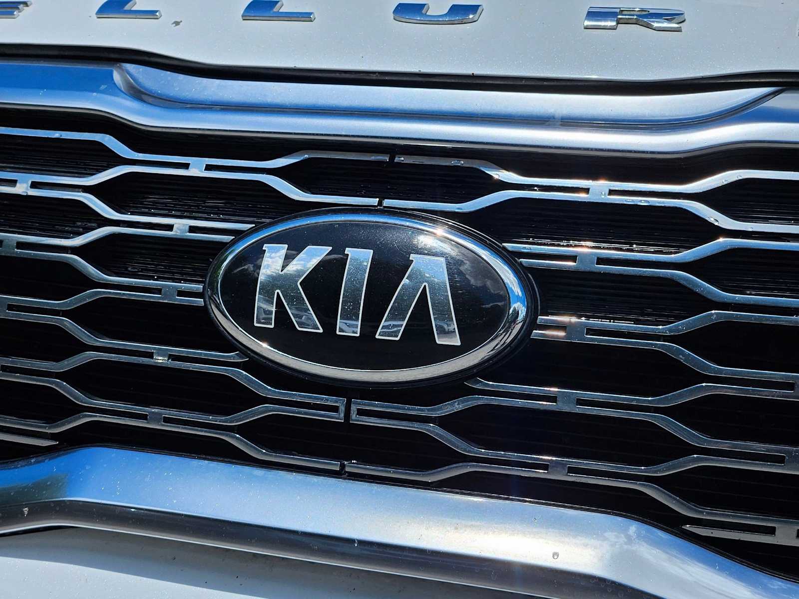 Thumbnail: 2020 Kia Telluride - 11