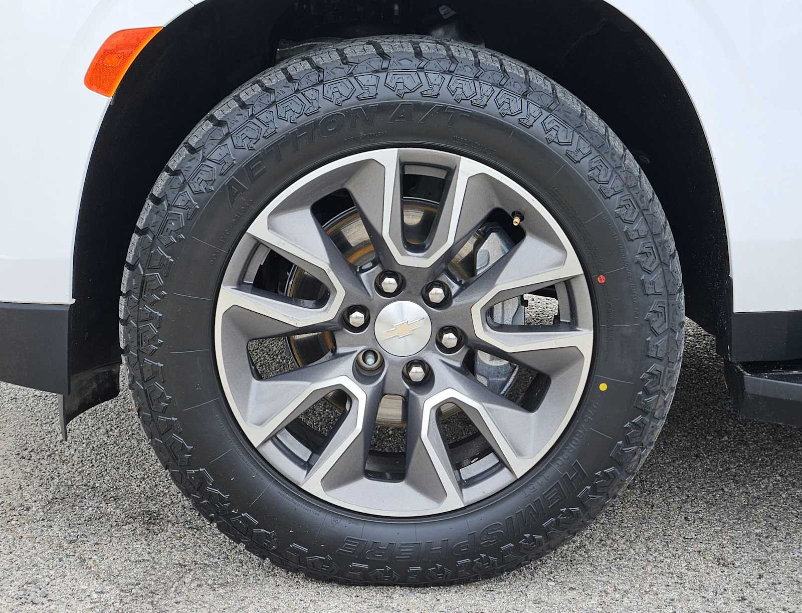 Thumbnail: 2022 Chevrolet Tahoe - 14