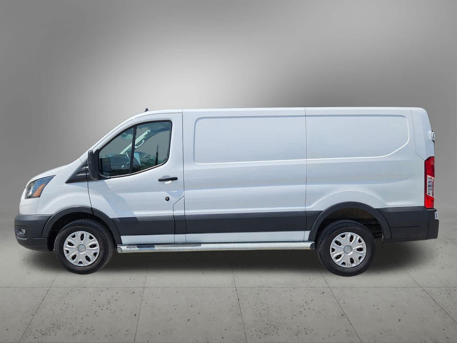 2023 Ford Transit photo 3
