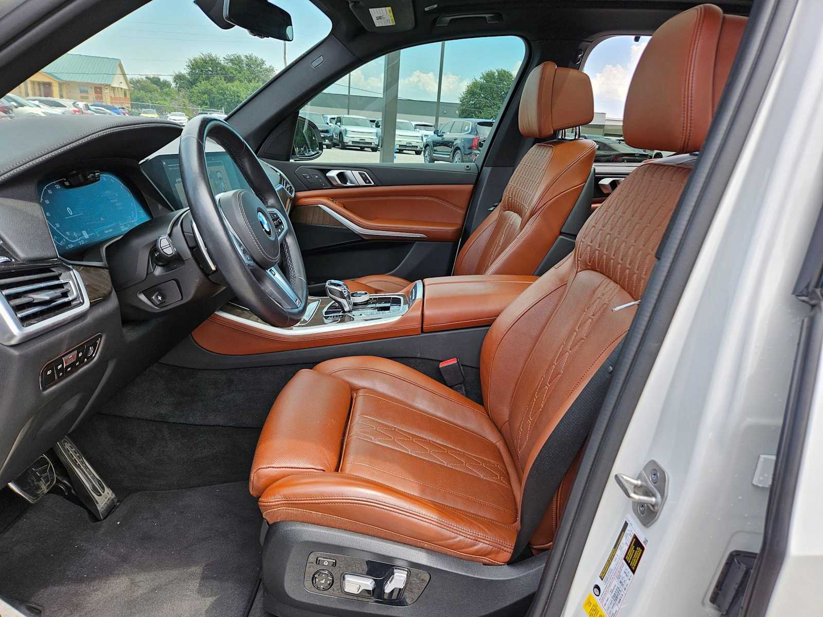Thumbnail: 2021 BMW X5 - 10