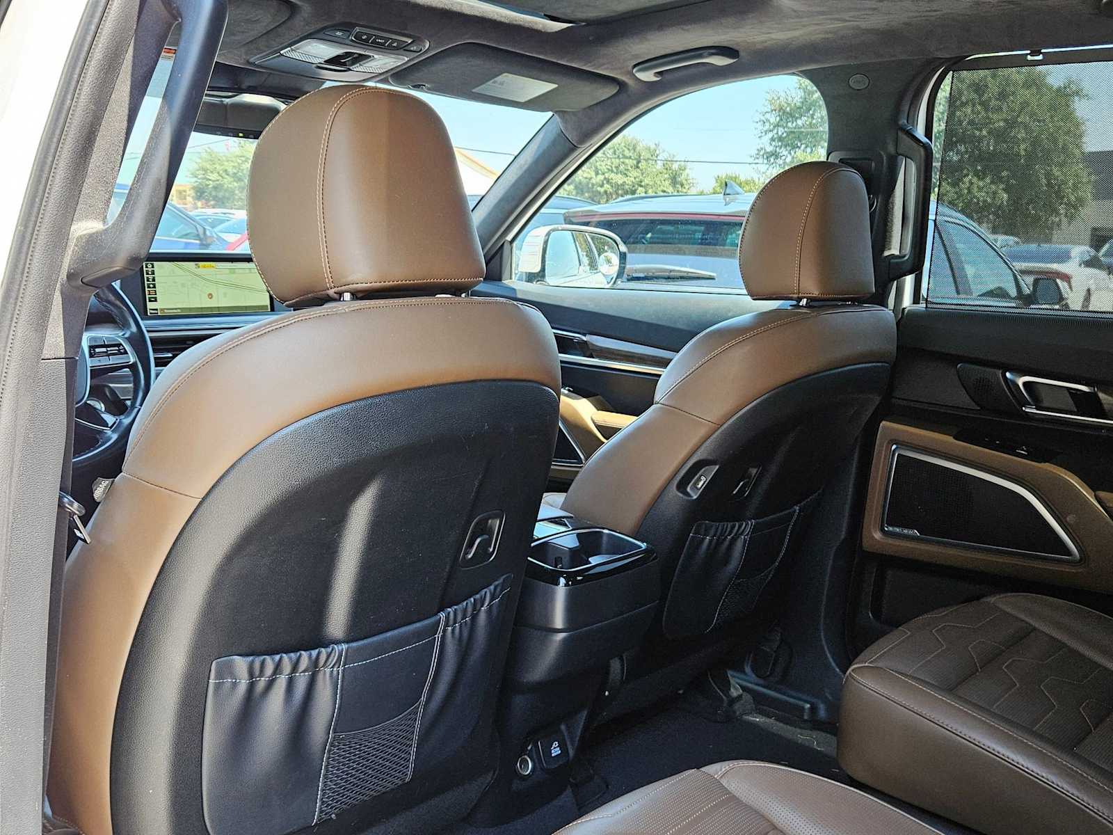 Thumbnail: 2020 Kia Telluride - 15