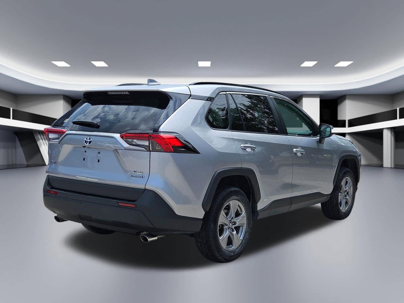 Thumbnail: 2024 Toyota RAV4 - 5