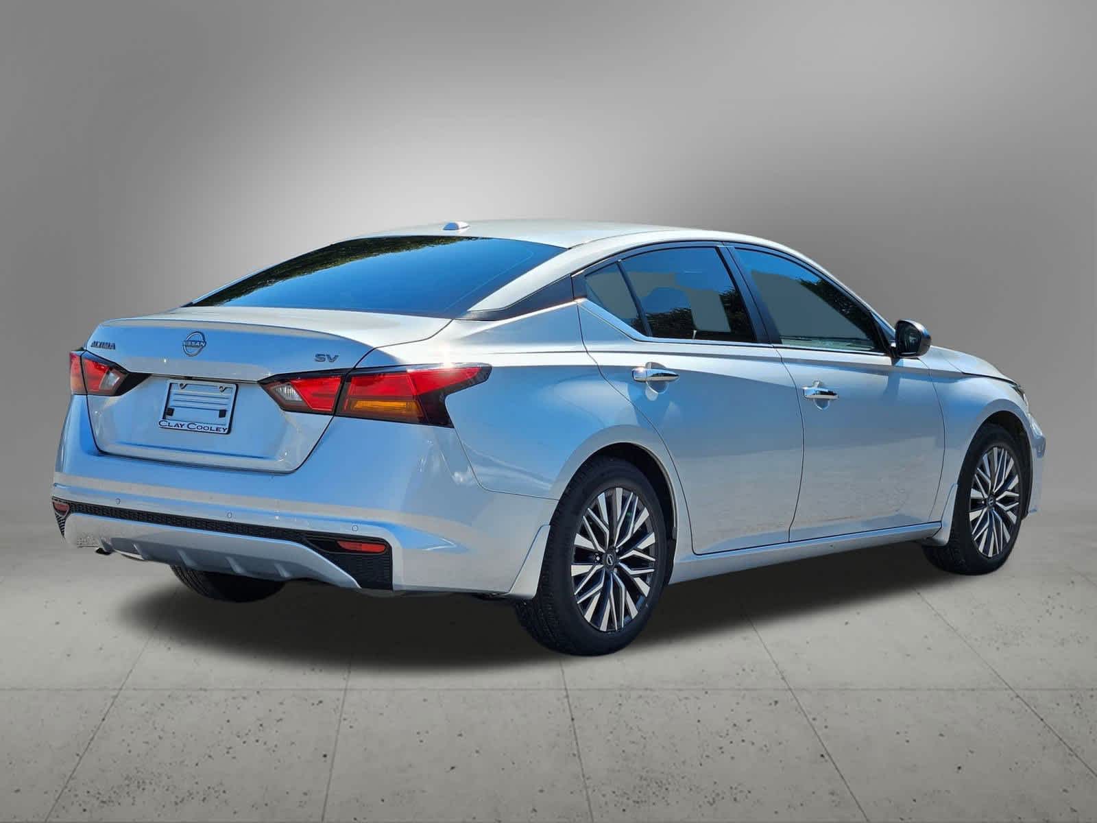 Thumbnail: 2024 Nissan Altima - 5