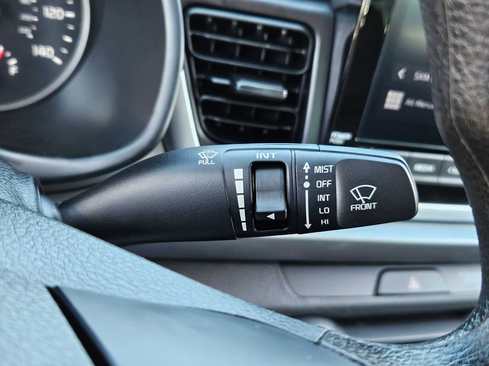 Thumbnail: 2023 Kia Rio - 28