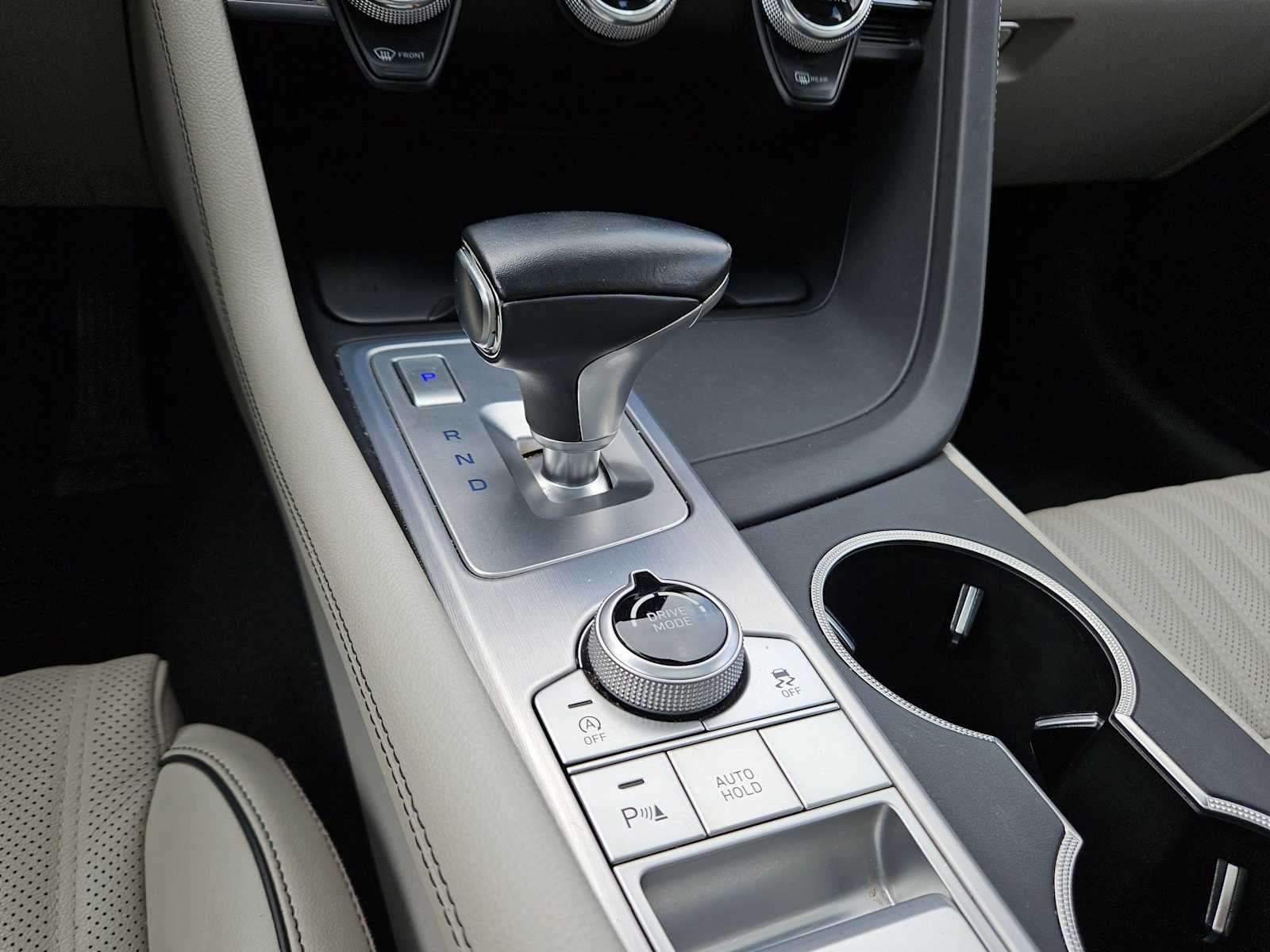 Thumbnail: 2021 Genesis G70 - 24