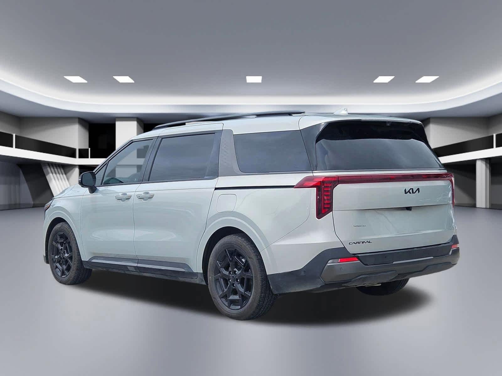 Thumbnail: 2025 Kia Carnival - 4