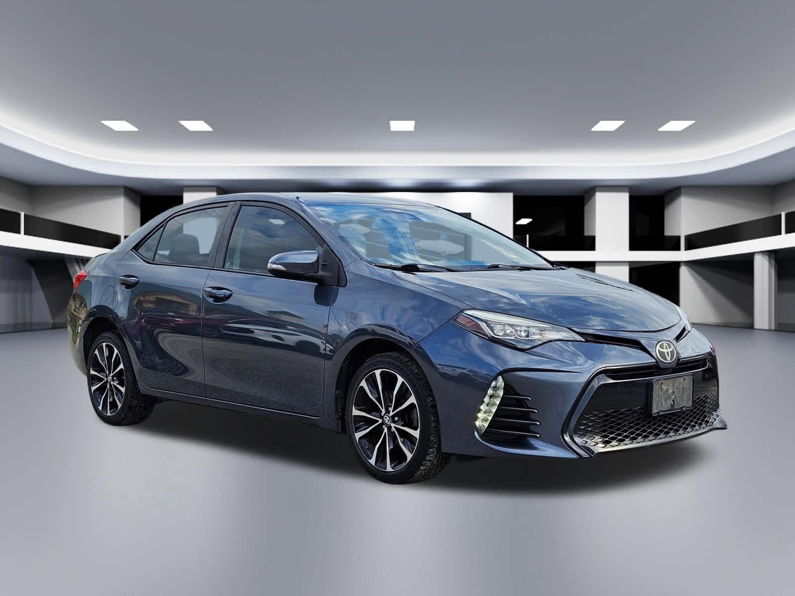 Thumbnail: 2018 Toyota Corolla - 7