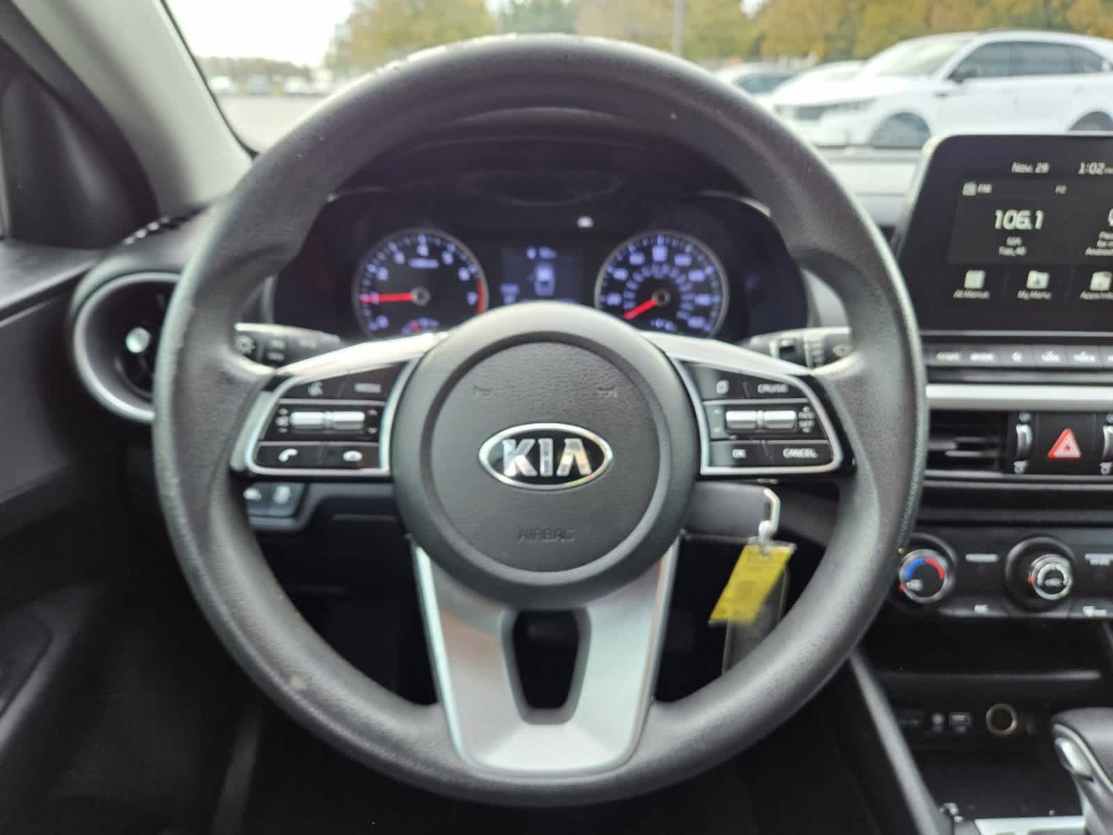 Thumbnail: 2020 Kia Forte - 21